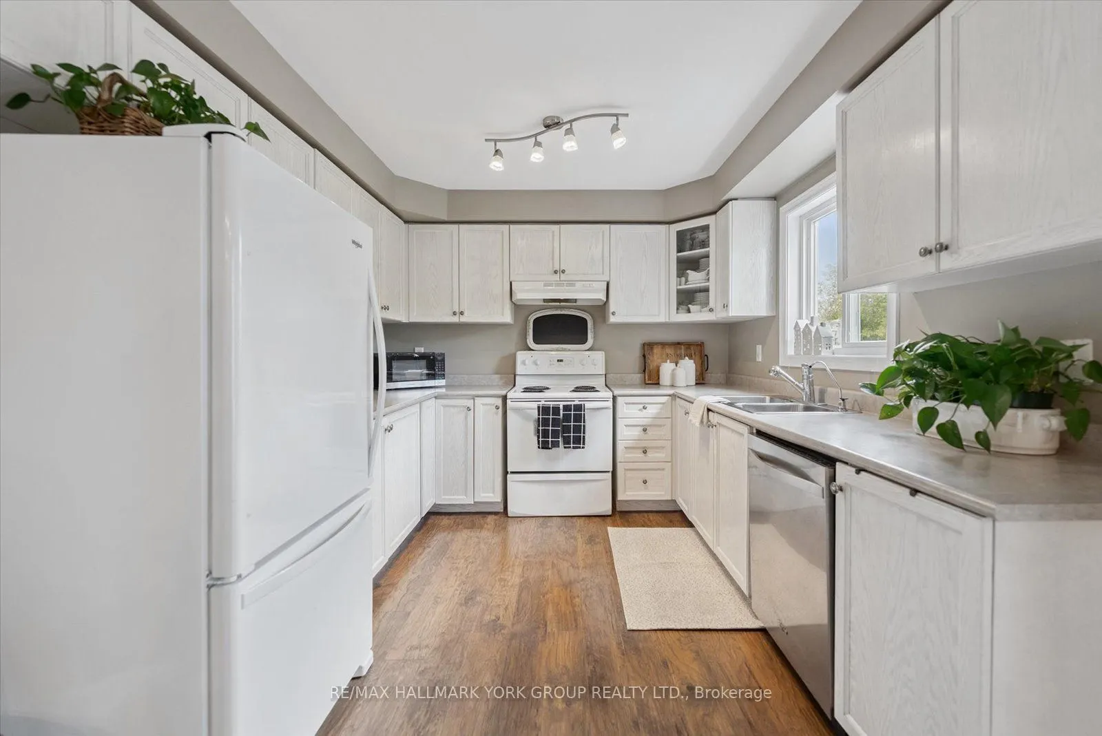 340 King Street E