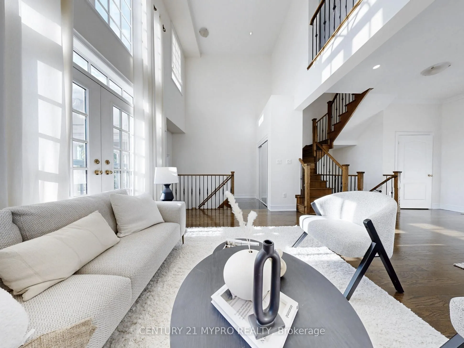35 Rouge Valley Drive