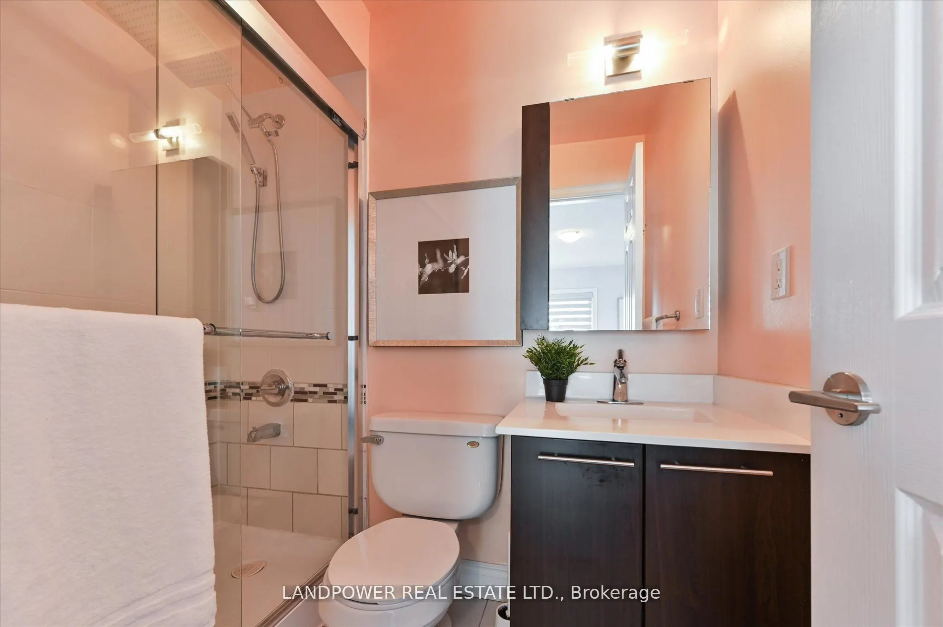 7 Saddlecreek Drive, #4