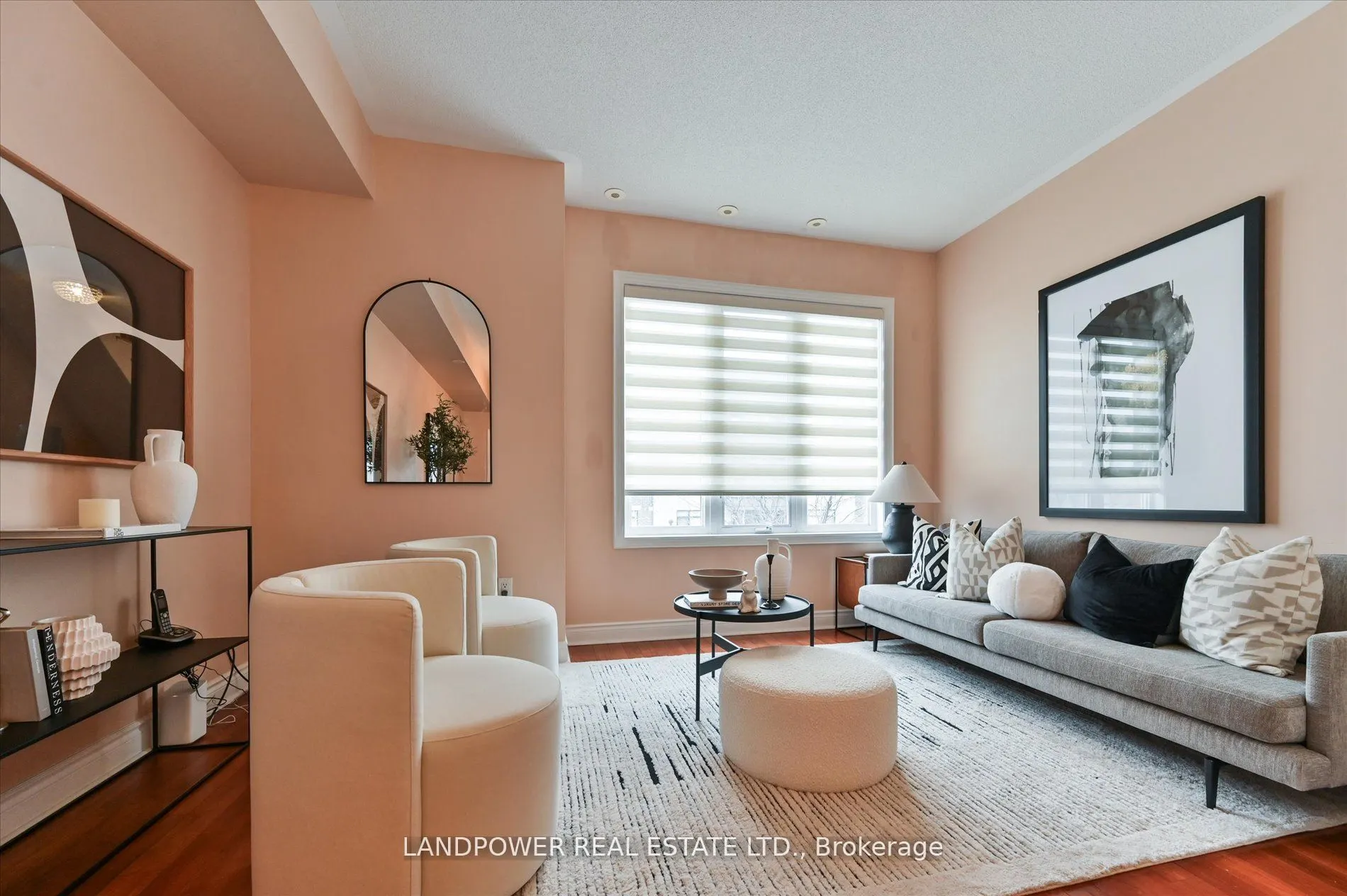 7 Saddlecreek Drive, #4