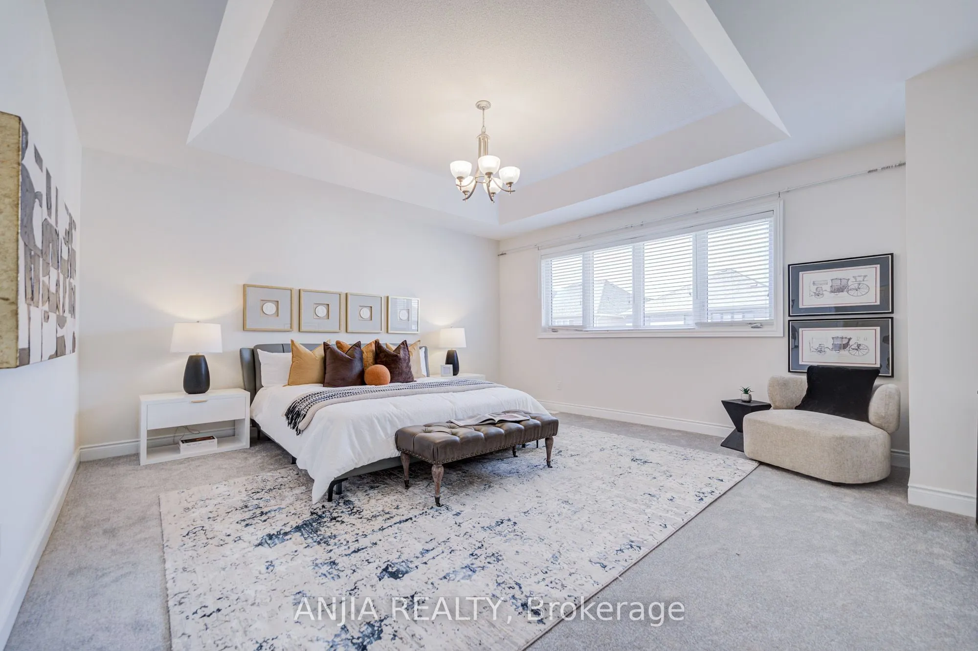12 Carlinds Crescent