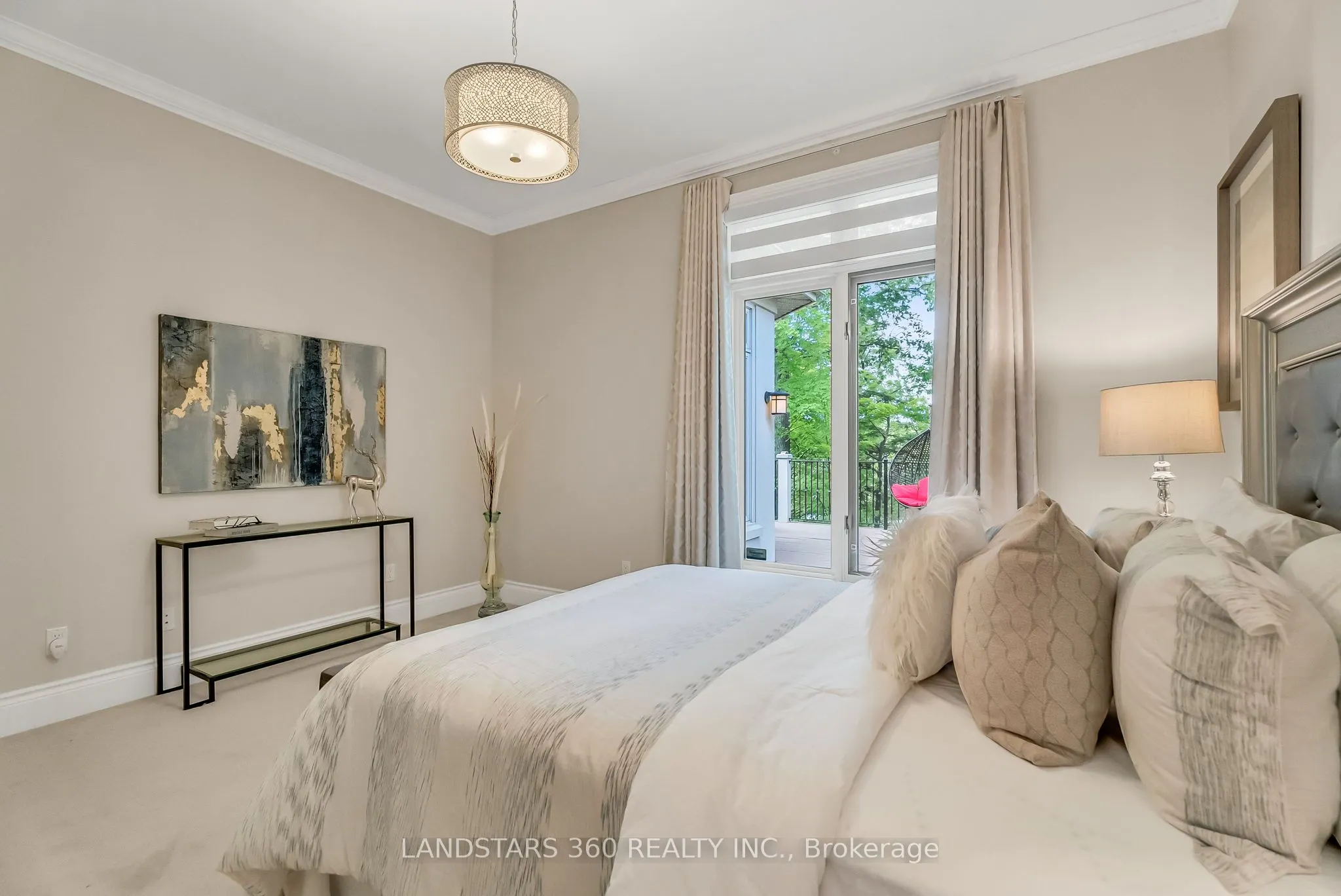 58 Lakeview Avenue