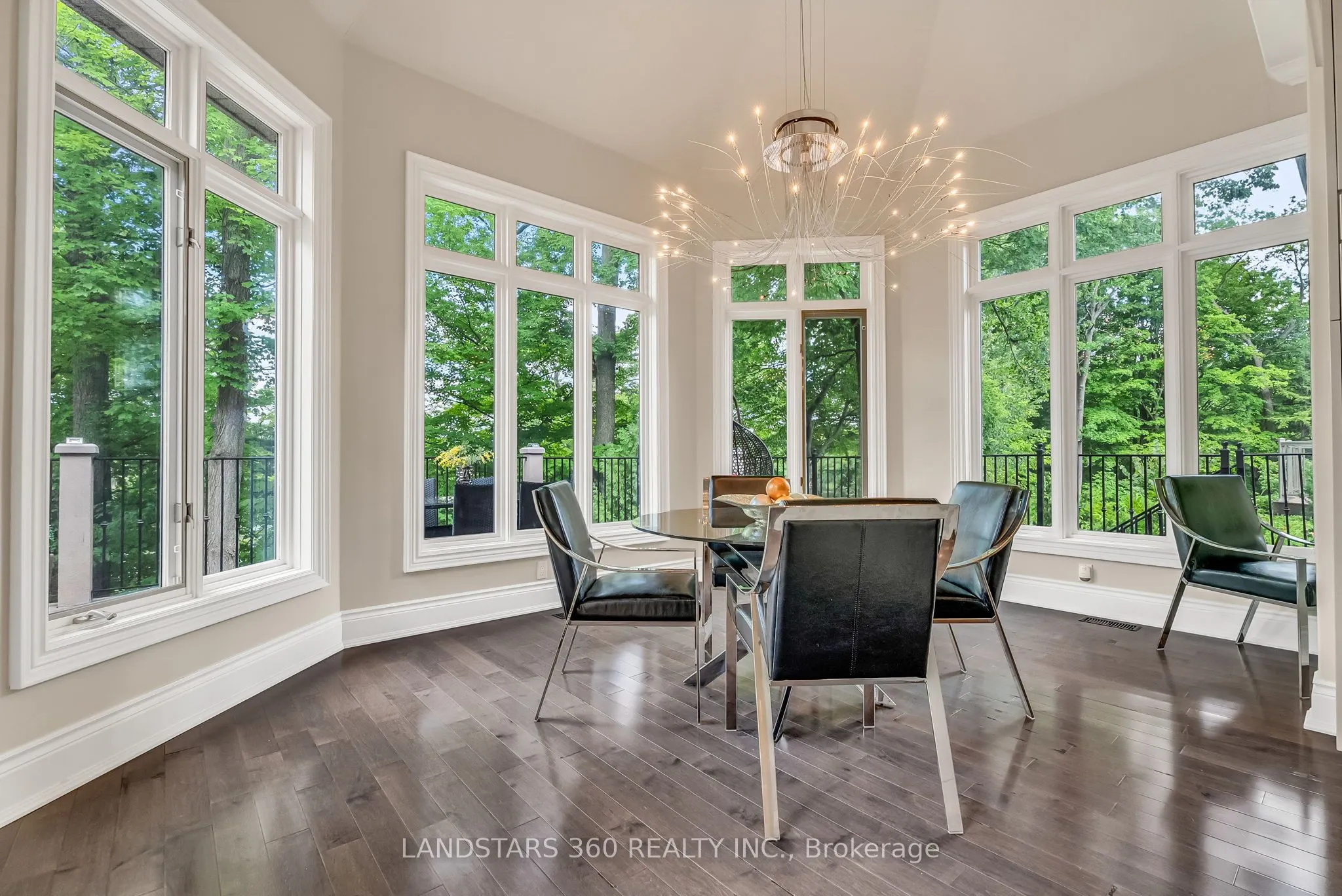 58 Lakeview Avenue