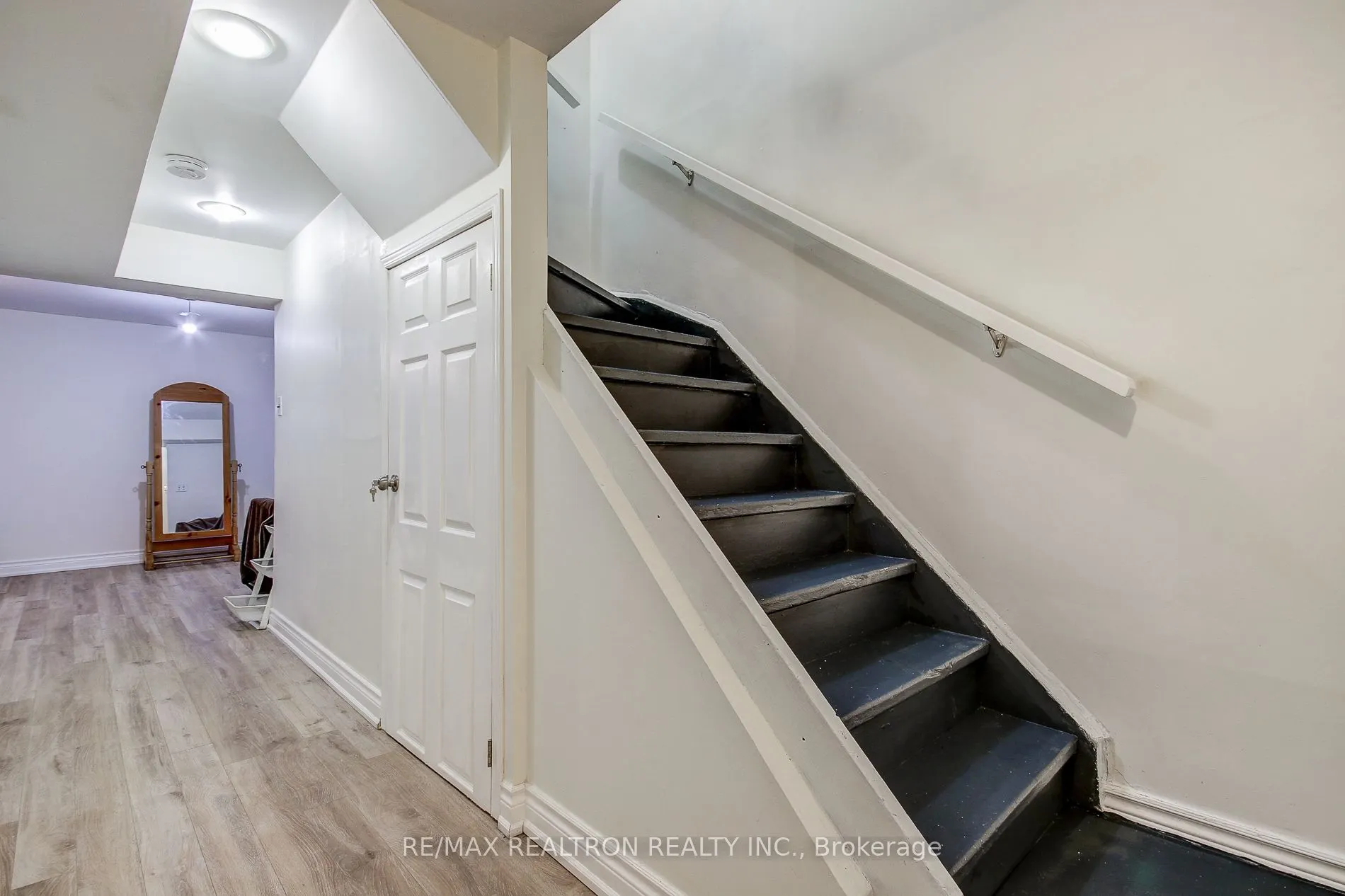 680 Gibney Crescent, #18