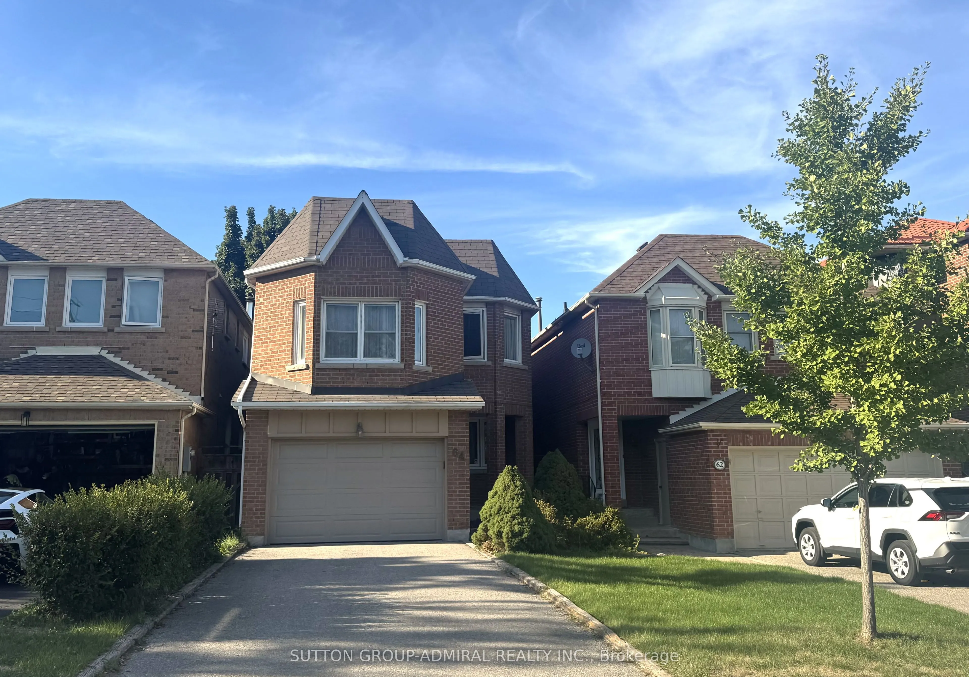 64 Roxborough Lane