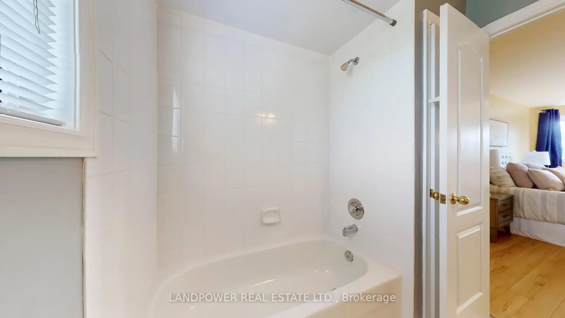 36 Amberview Drive