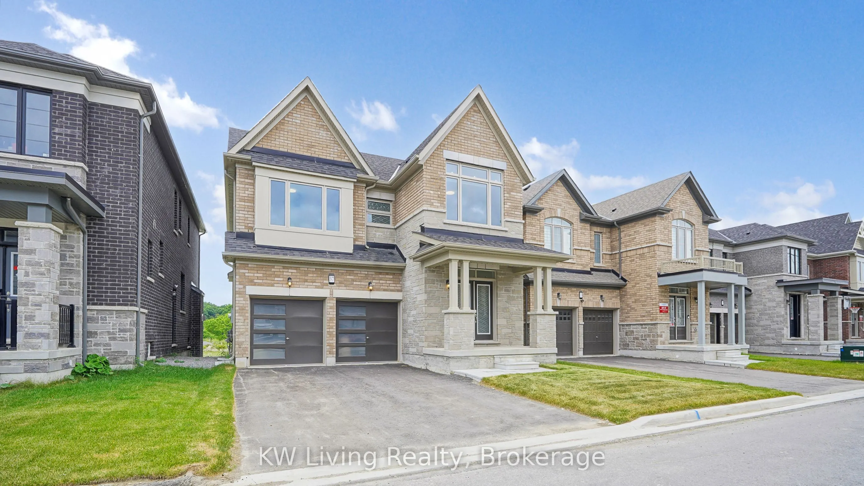 37 Kenneth Rogers Crescent