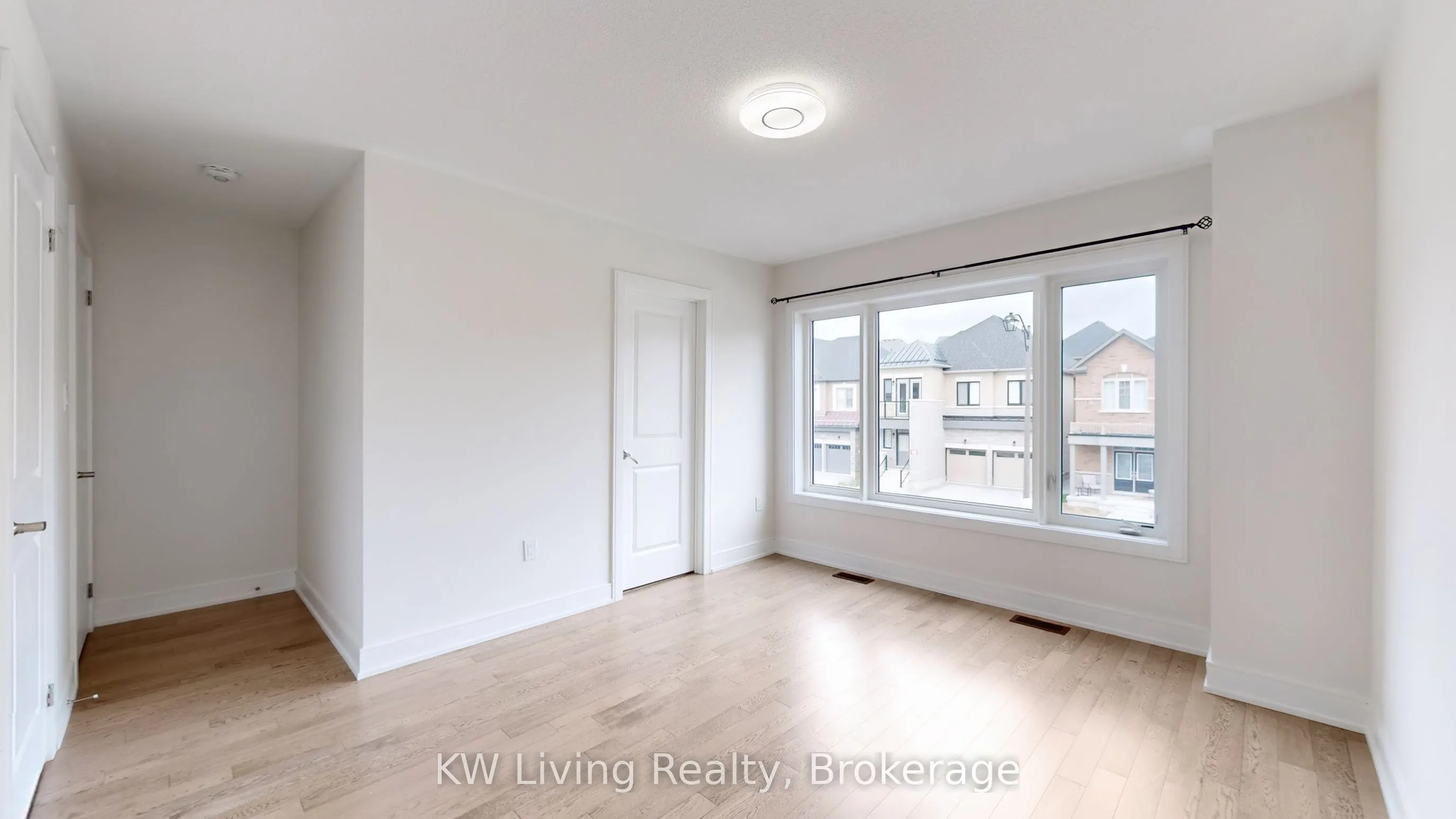 37 Kenneth Rogers Crescent