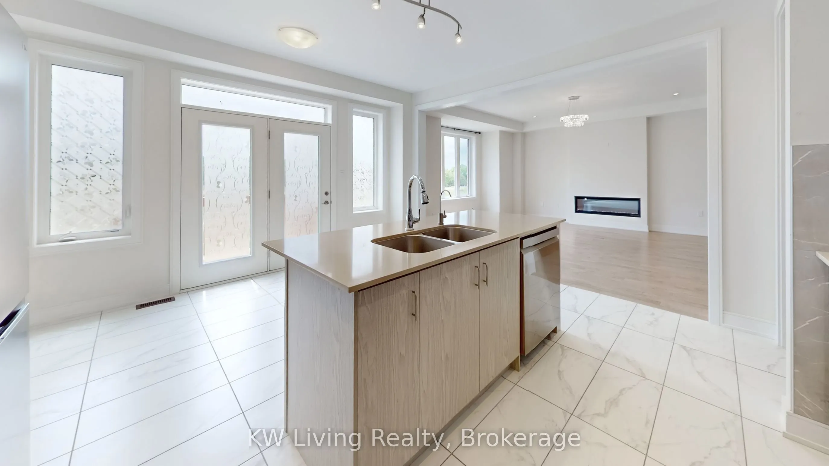 37 Kenneth Rogers Crescent