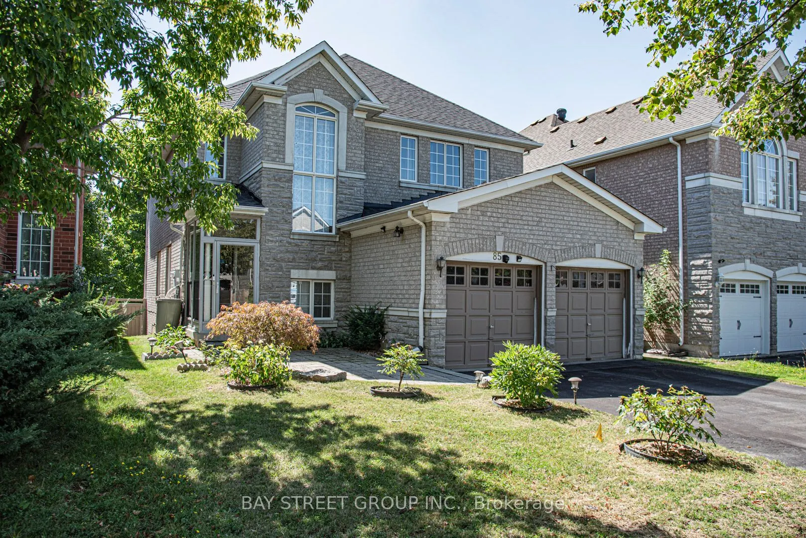 85 Rushingbrook Drive