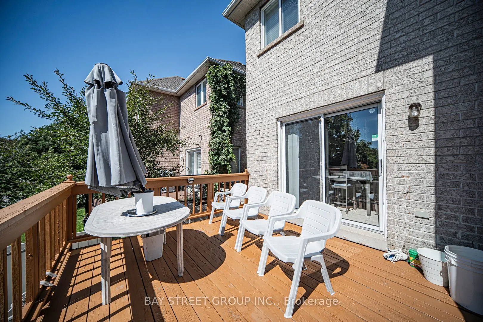 85 Rushingbrook Drive