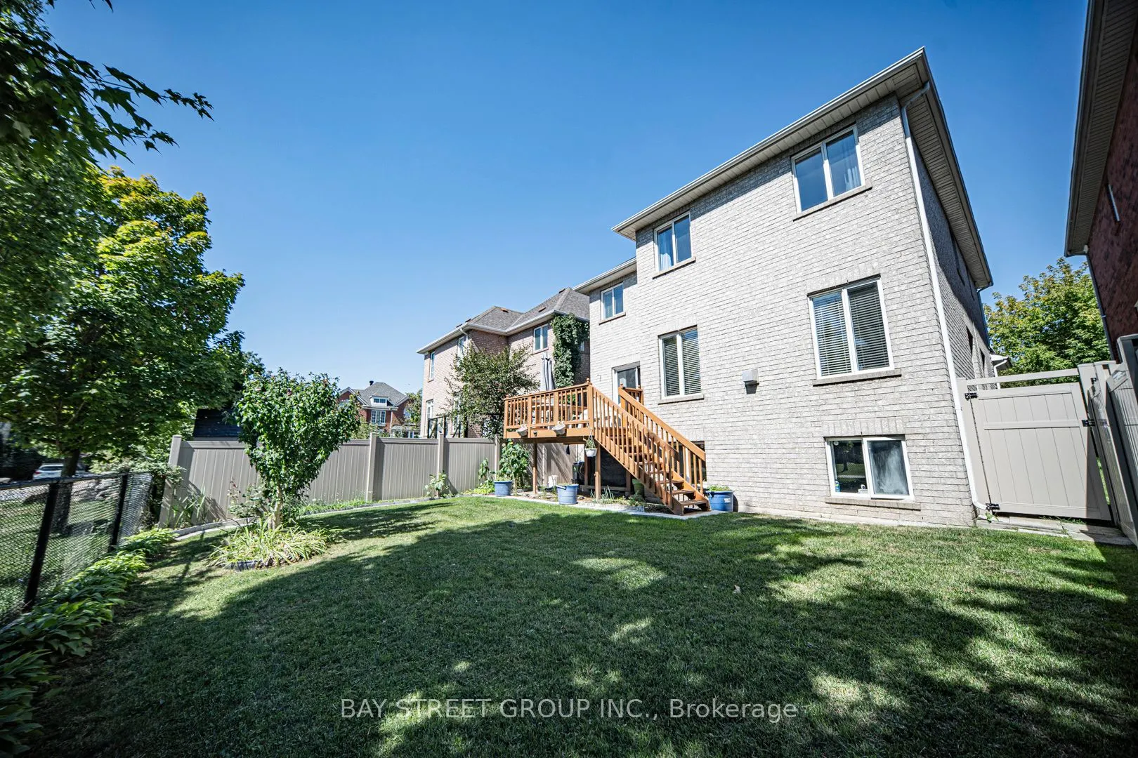 85 Rushingbrook Drive