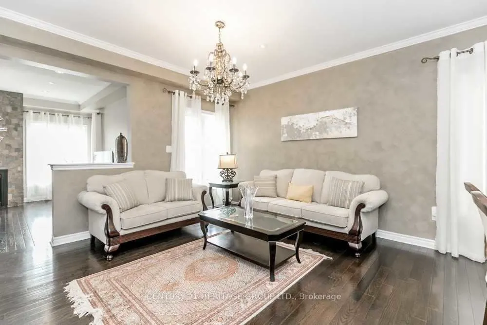 22 Rossini Drive, #MAIN & UPPER