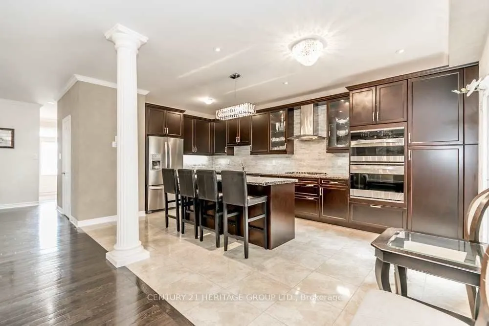 22 Rossini Drive, #MAIN & UPPER