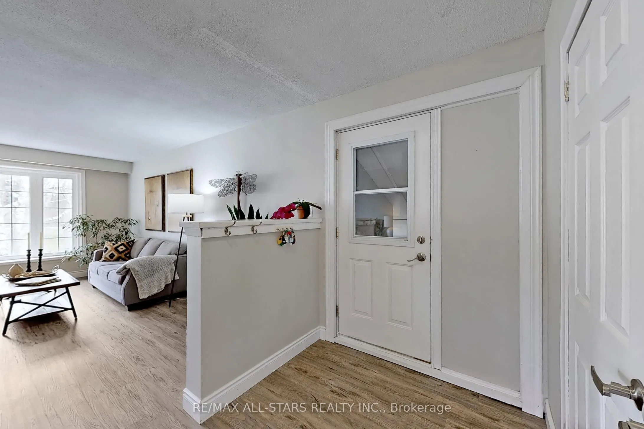 4 Kirton Court