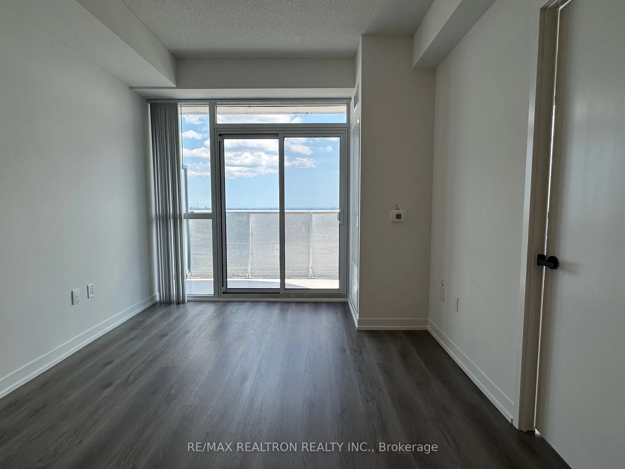 225 Commerce Street, #5905