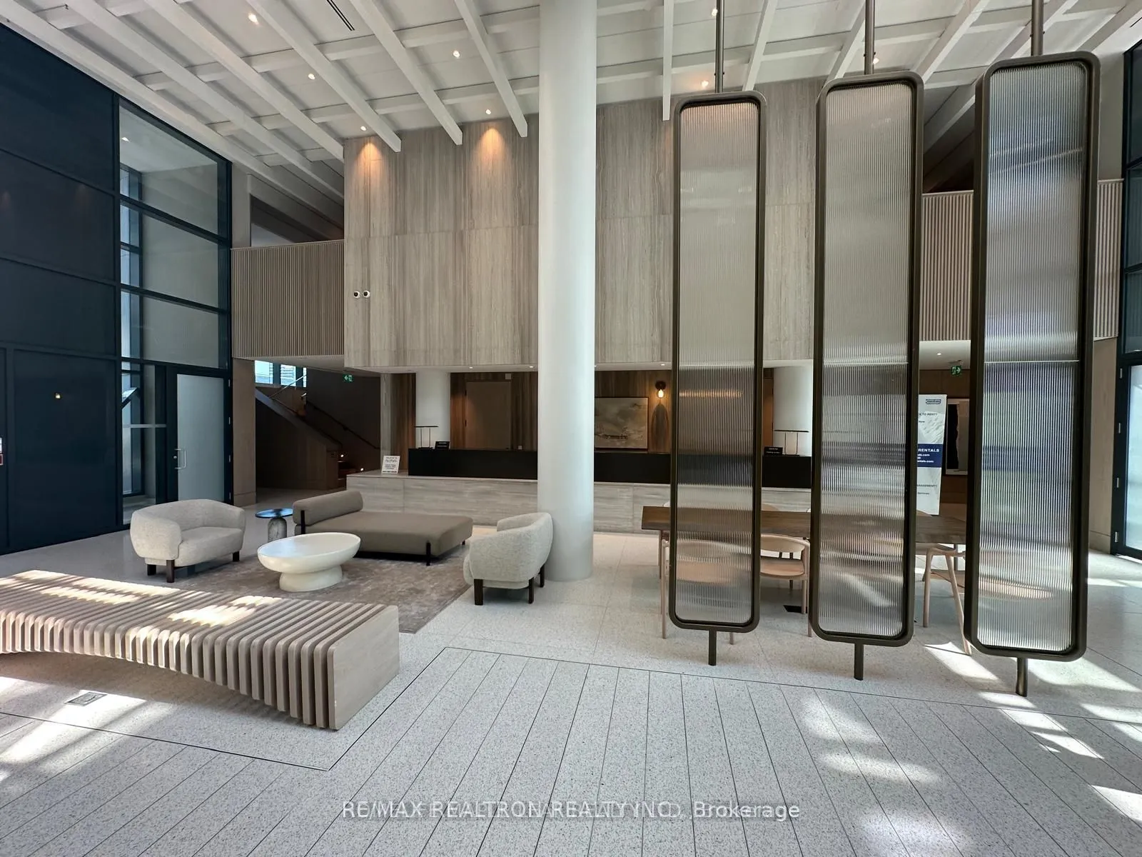 225 Commerce Street, #5905