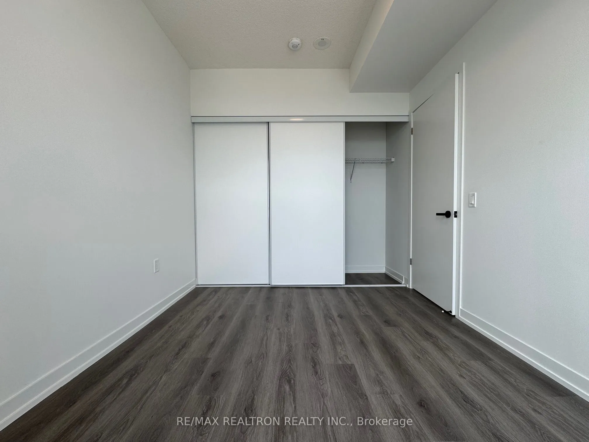 225 Commerce Street, #5905