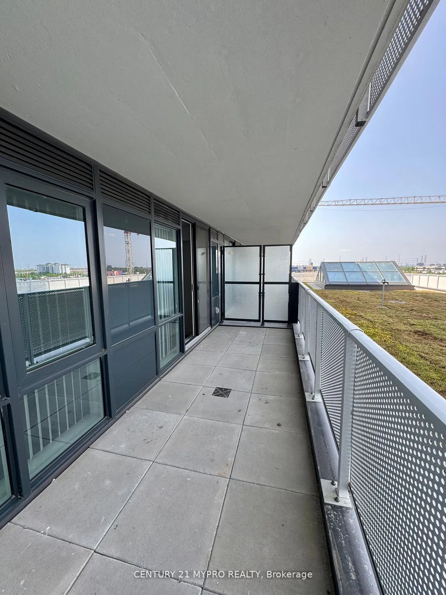 28 Interchange Way, #321
