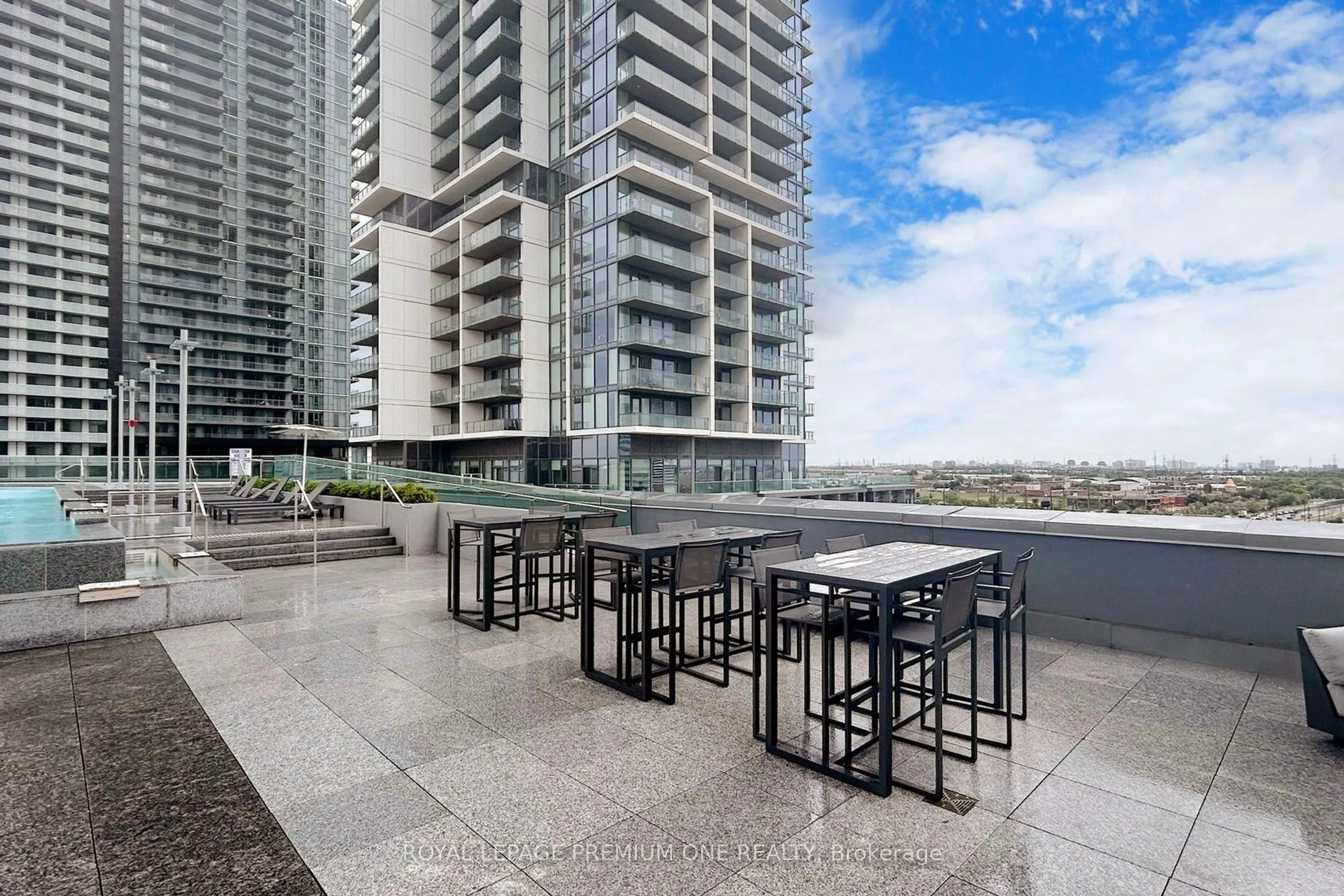 1000 Portage Parkway, #1810