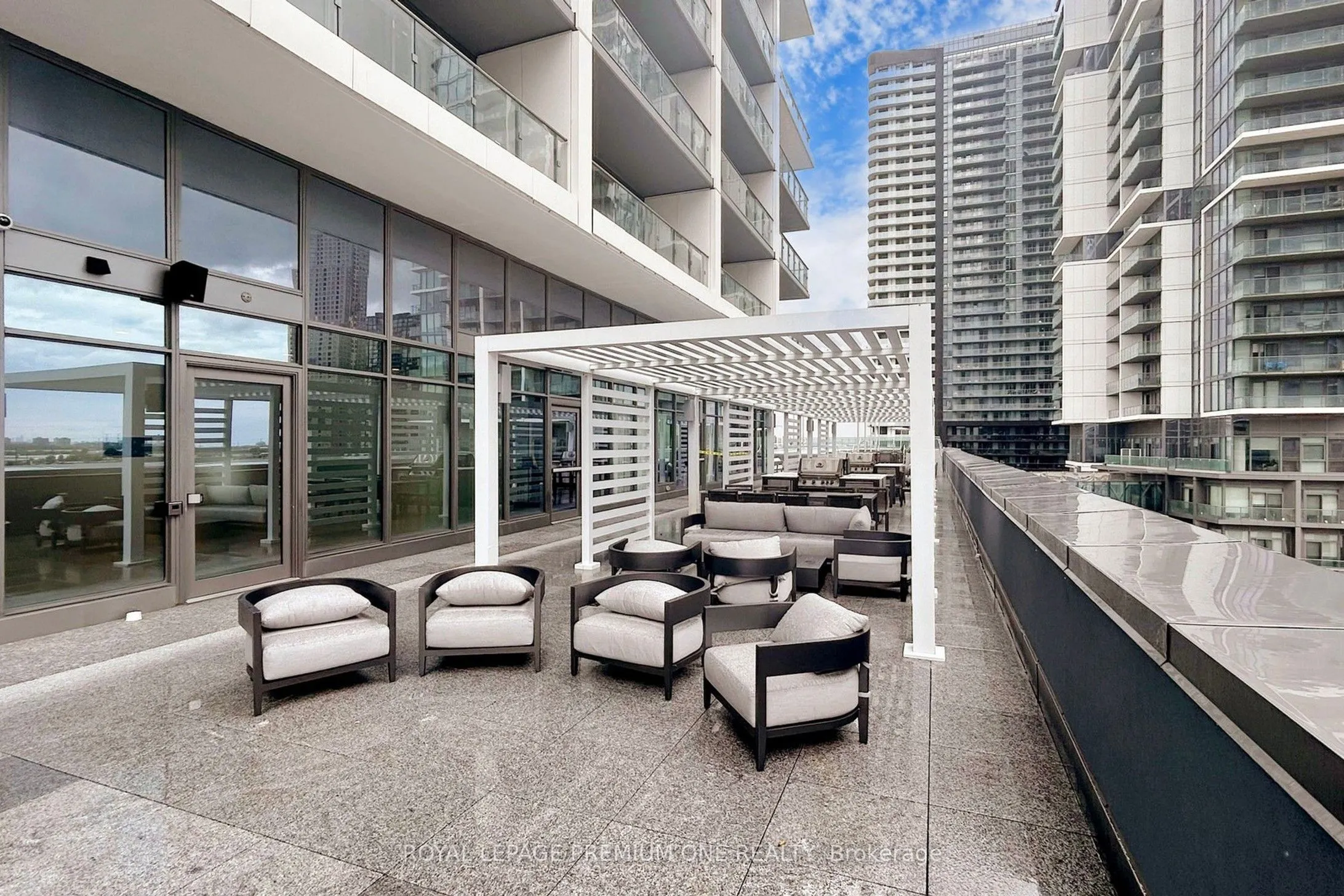 1000 Portage Parkway, #1810