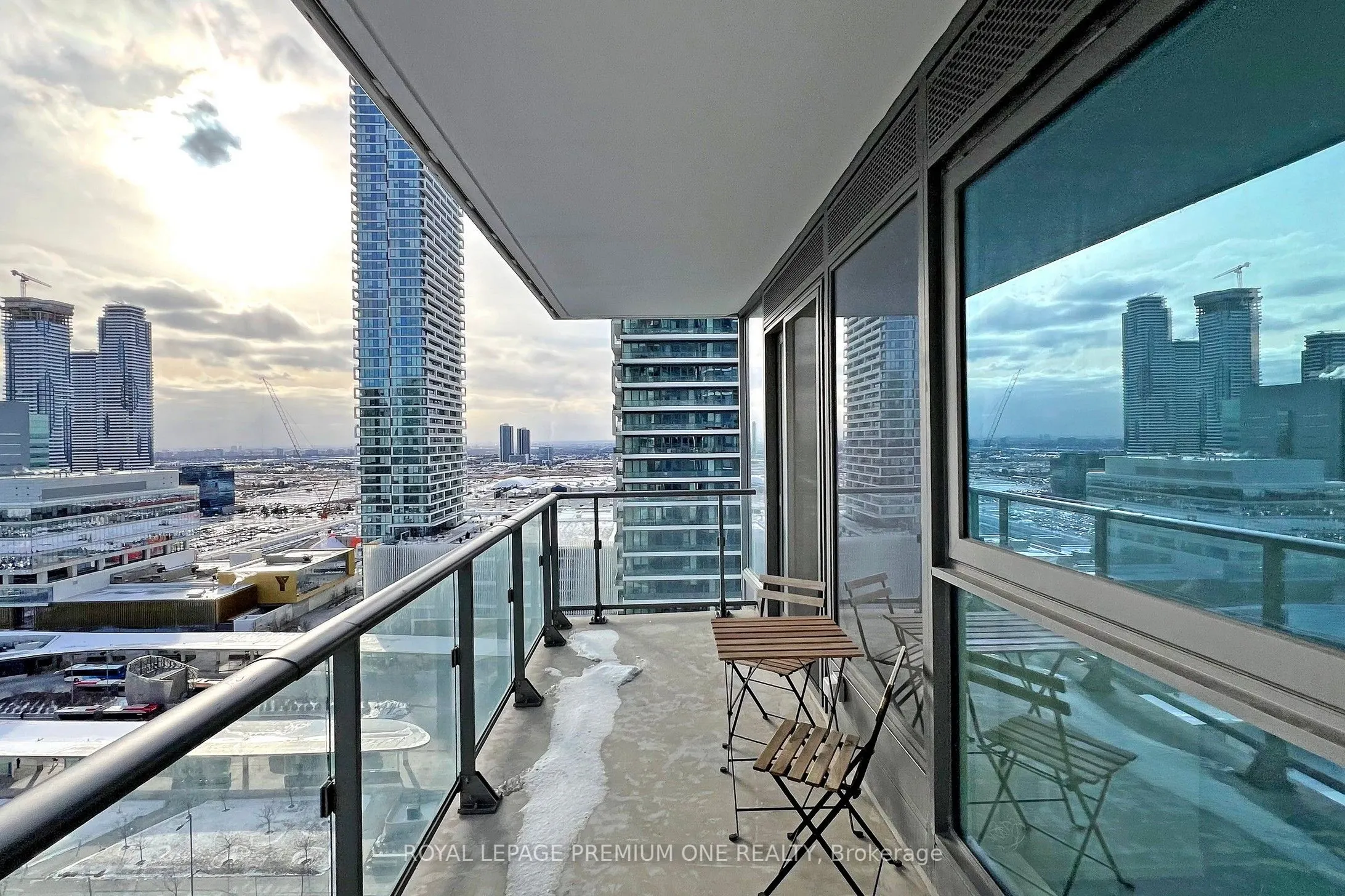 1000 Portage Parkway, #1810