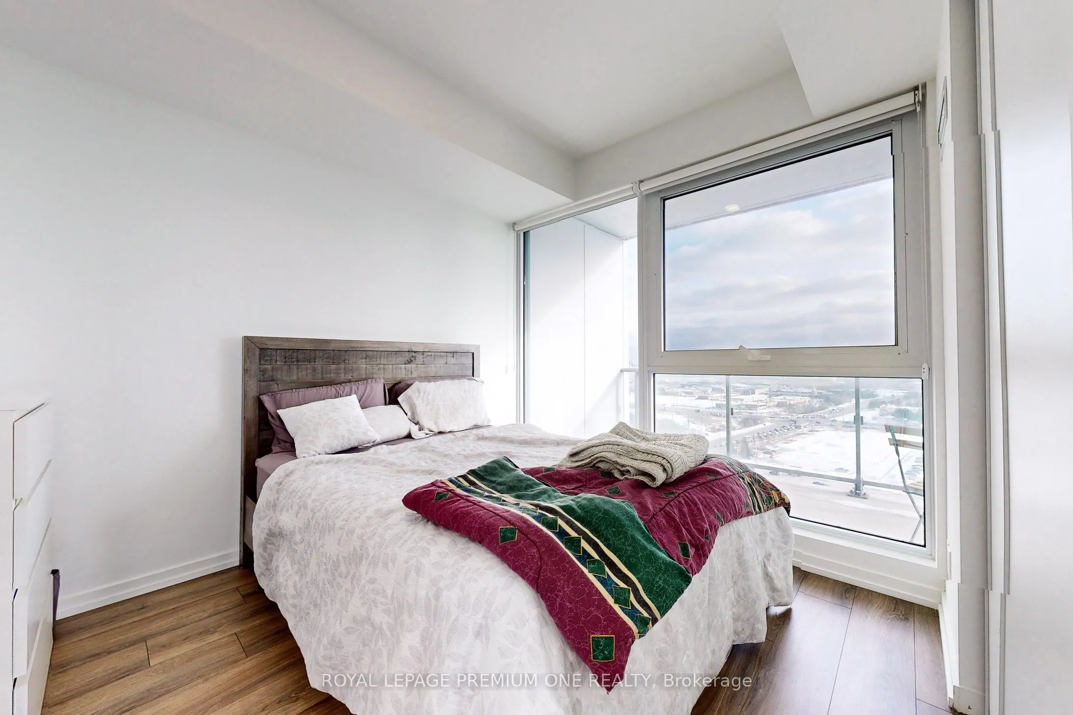 1000 Portage Parkway, #1810