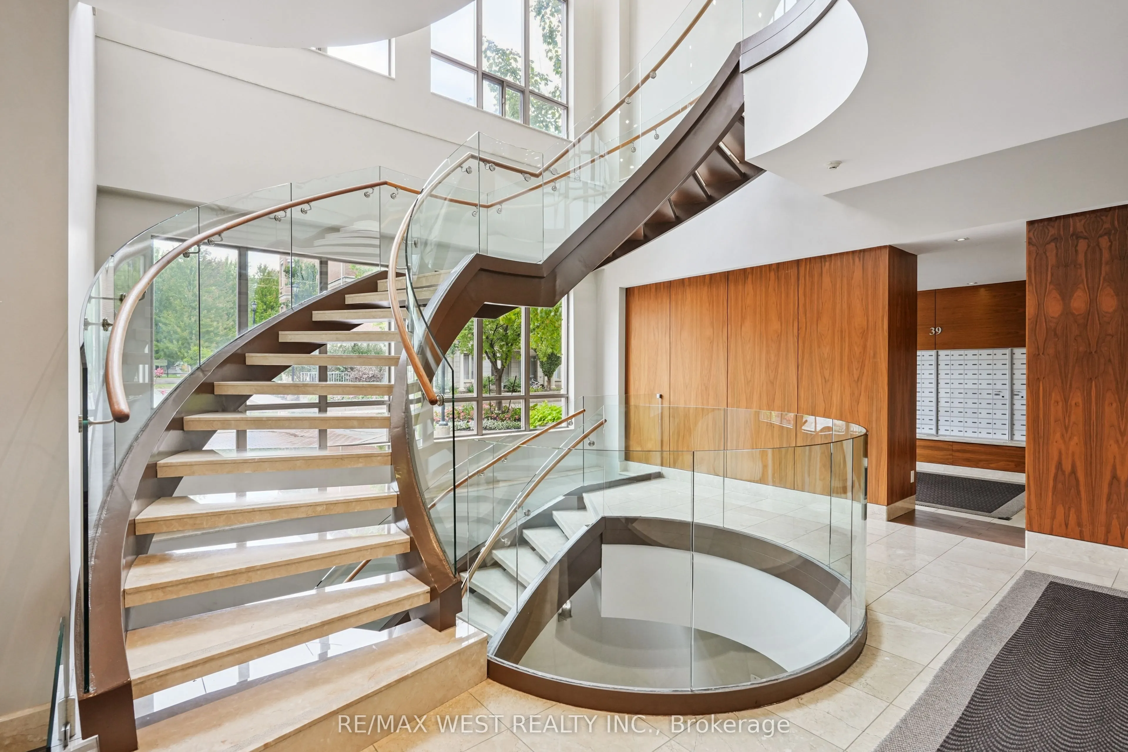 37 Galleria Parkway, #506
