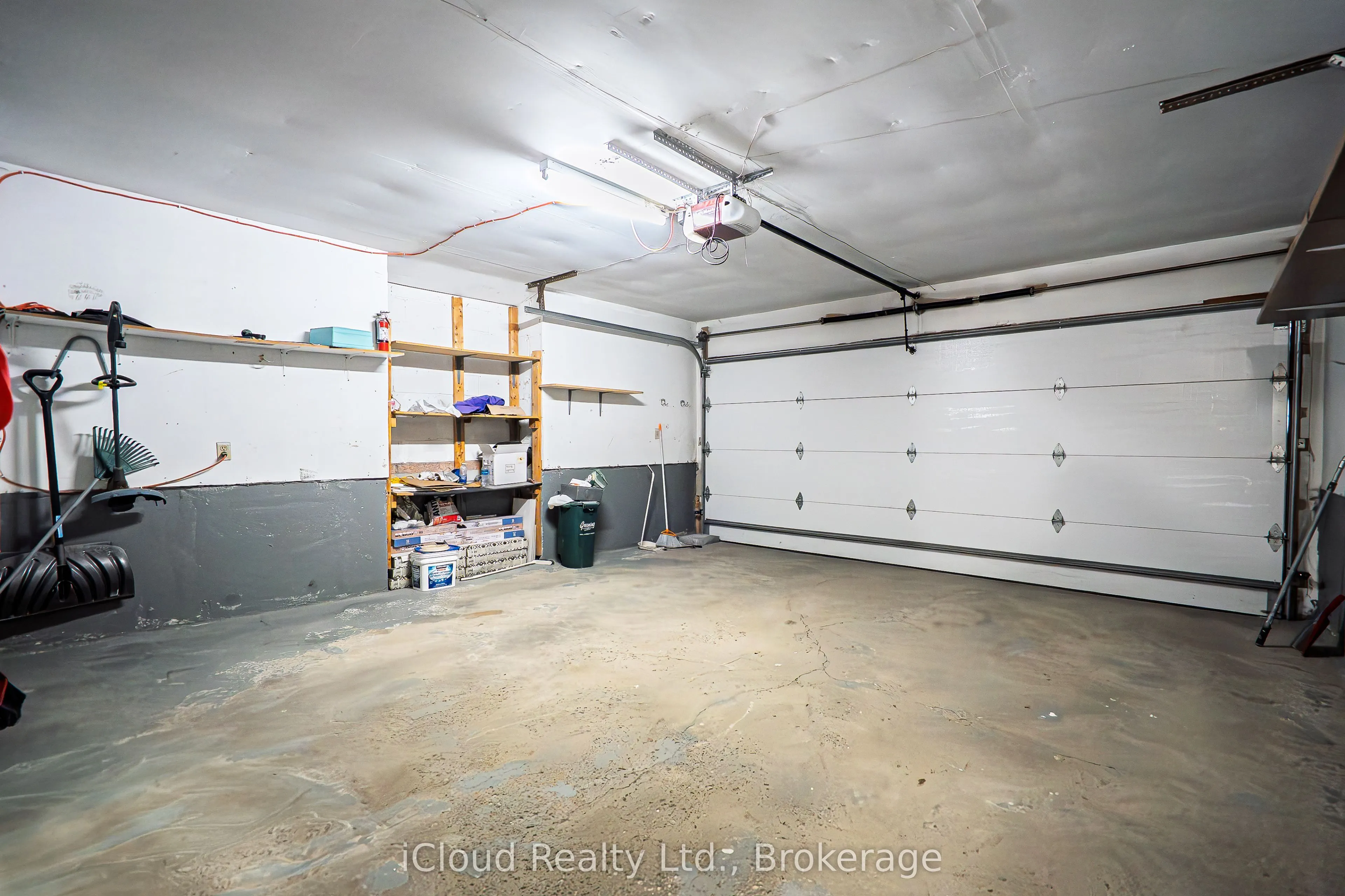 80 Venice Crescent W