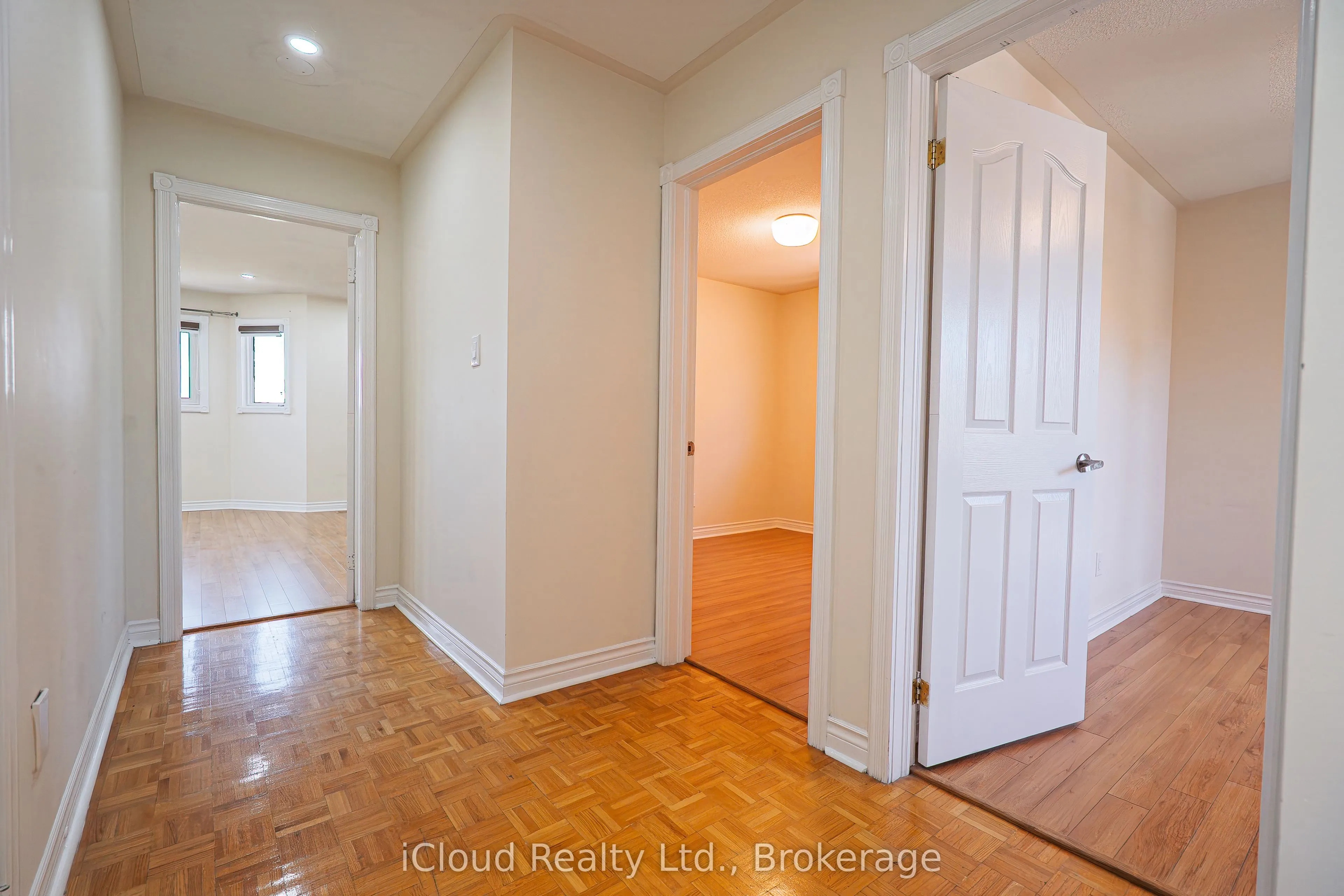 80 Venice Crescent W