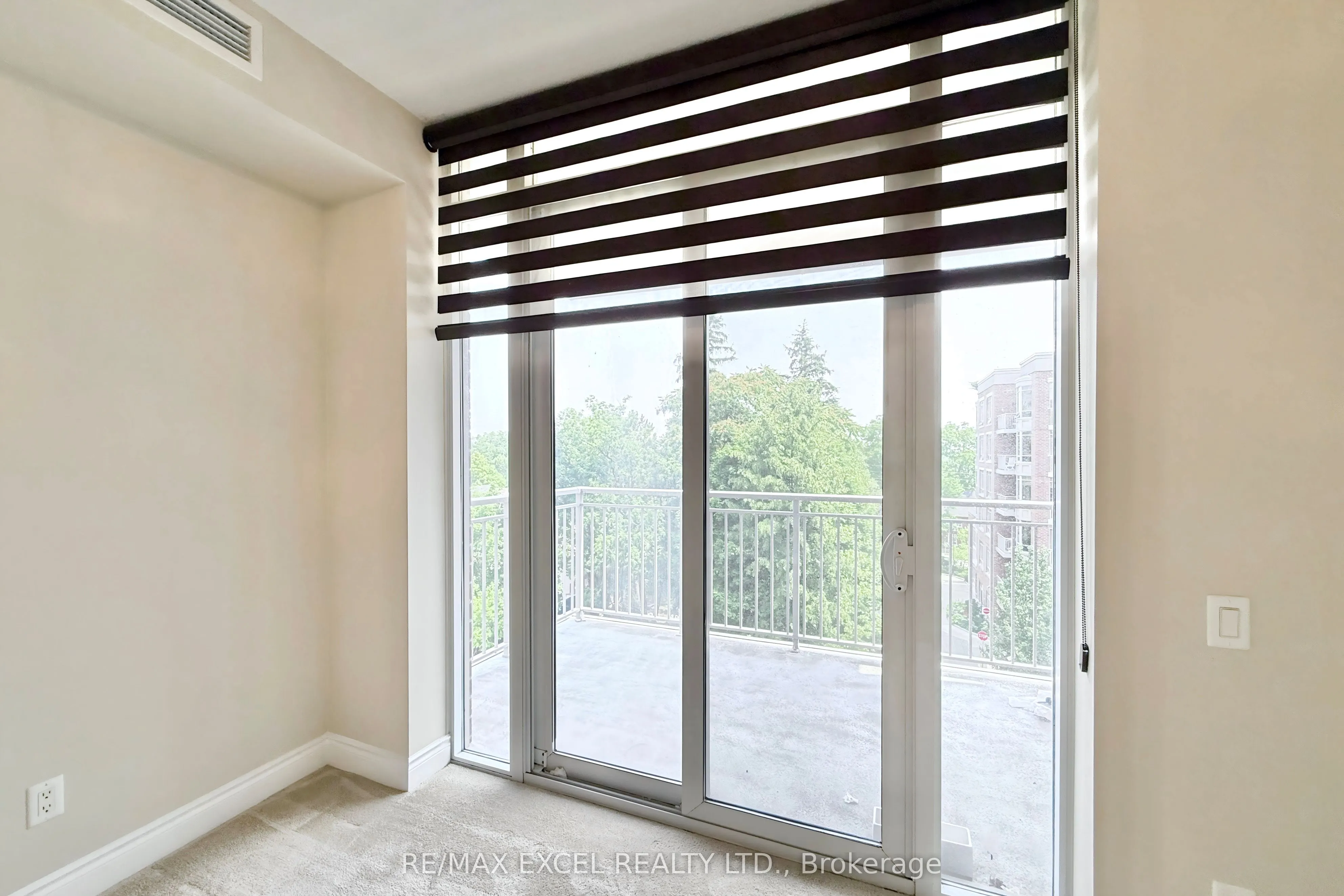10101 Yonge Street N, #408