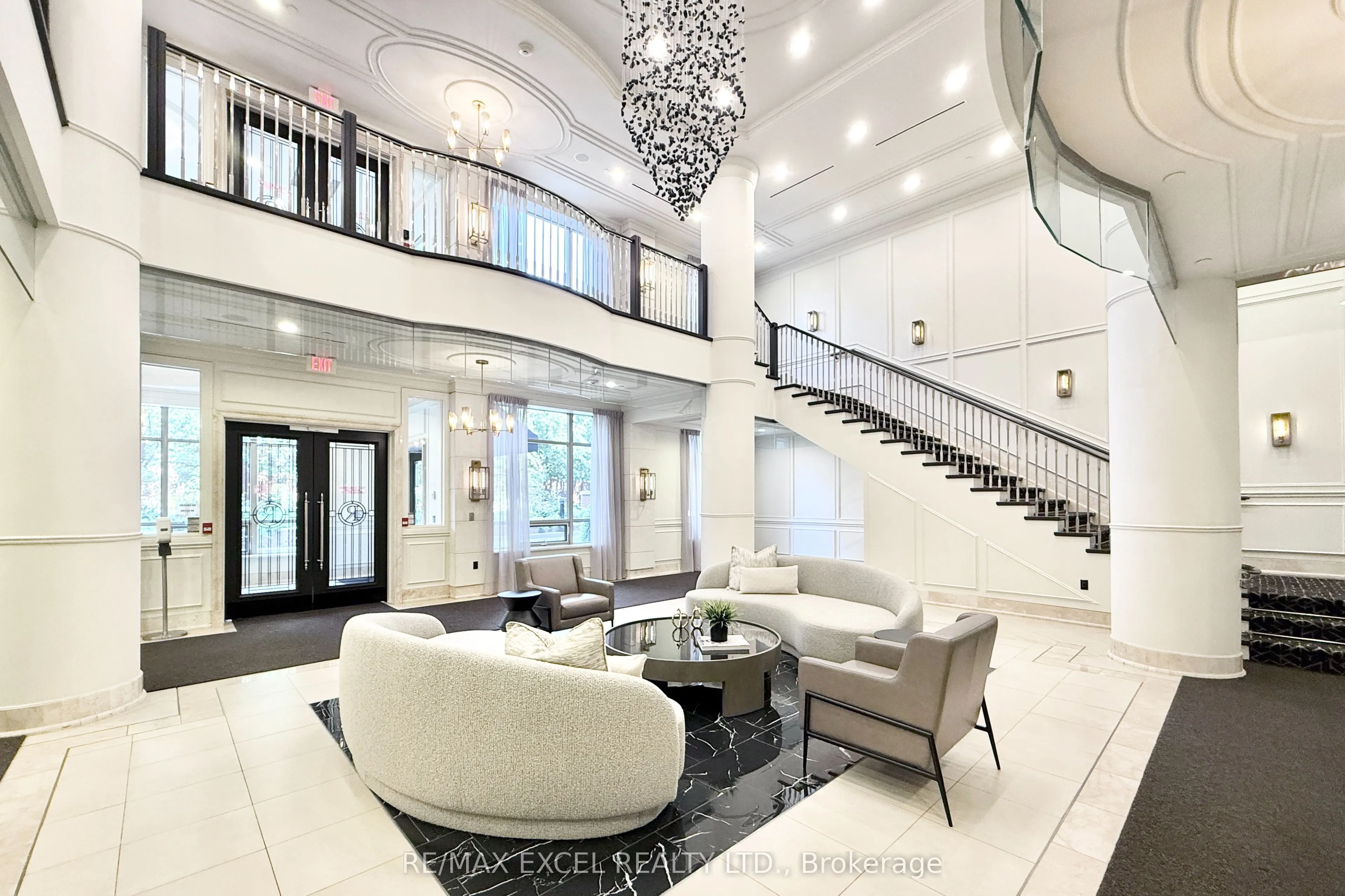10101 Yonge Street N, #408