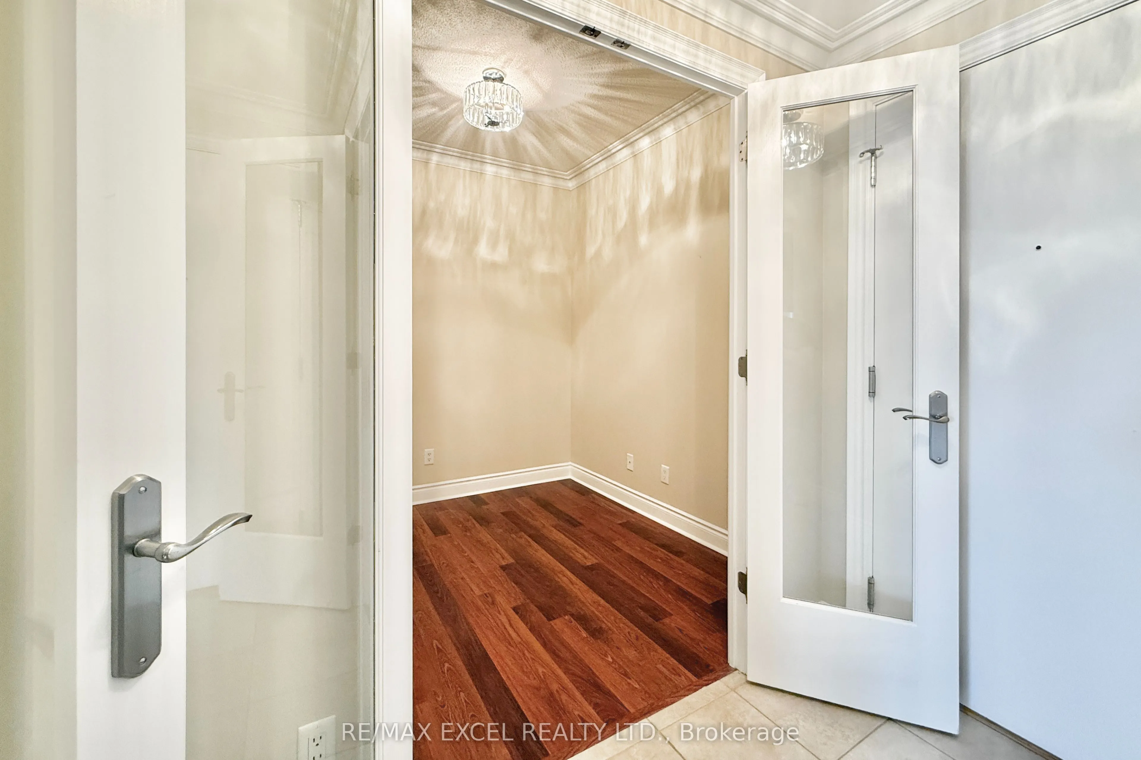 10101 Yonge Street N, #408