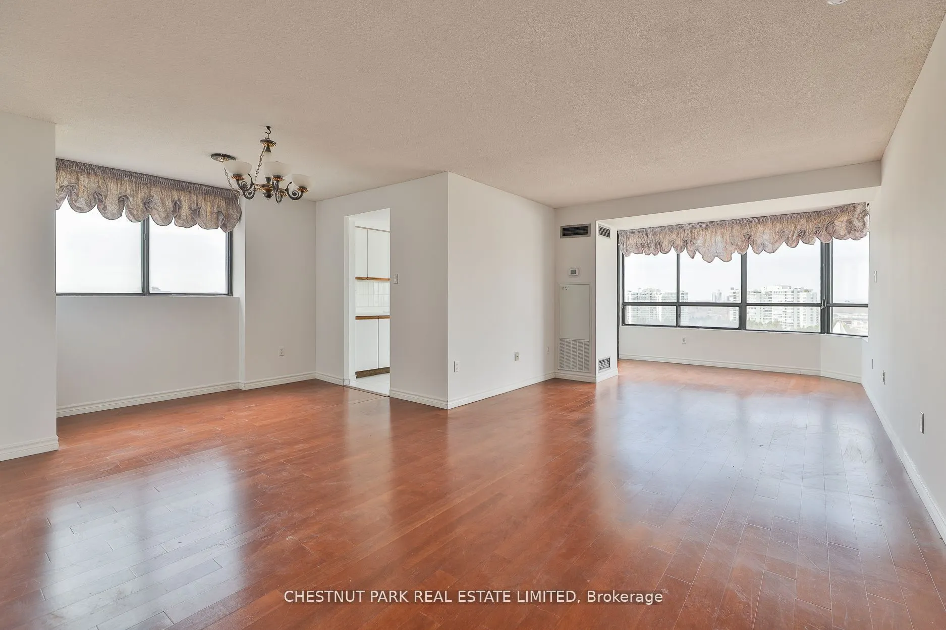 7601 Bathurst Street, #1109