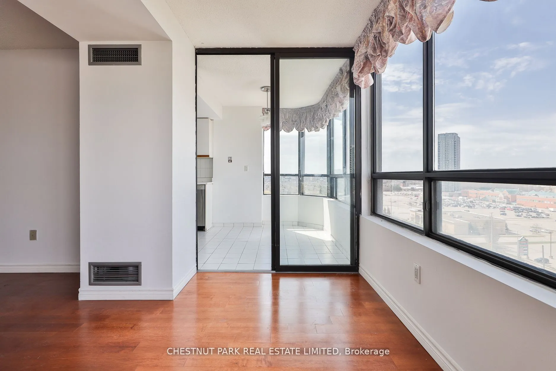 7601 Bathurst Street, #1109