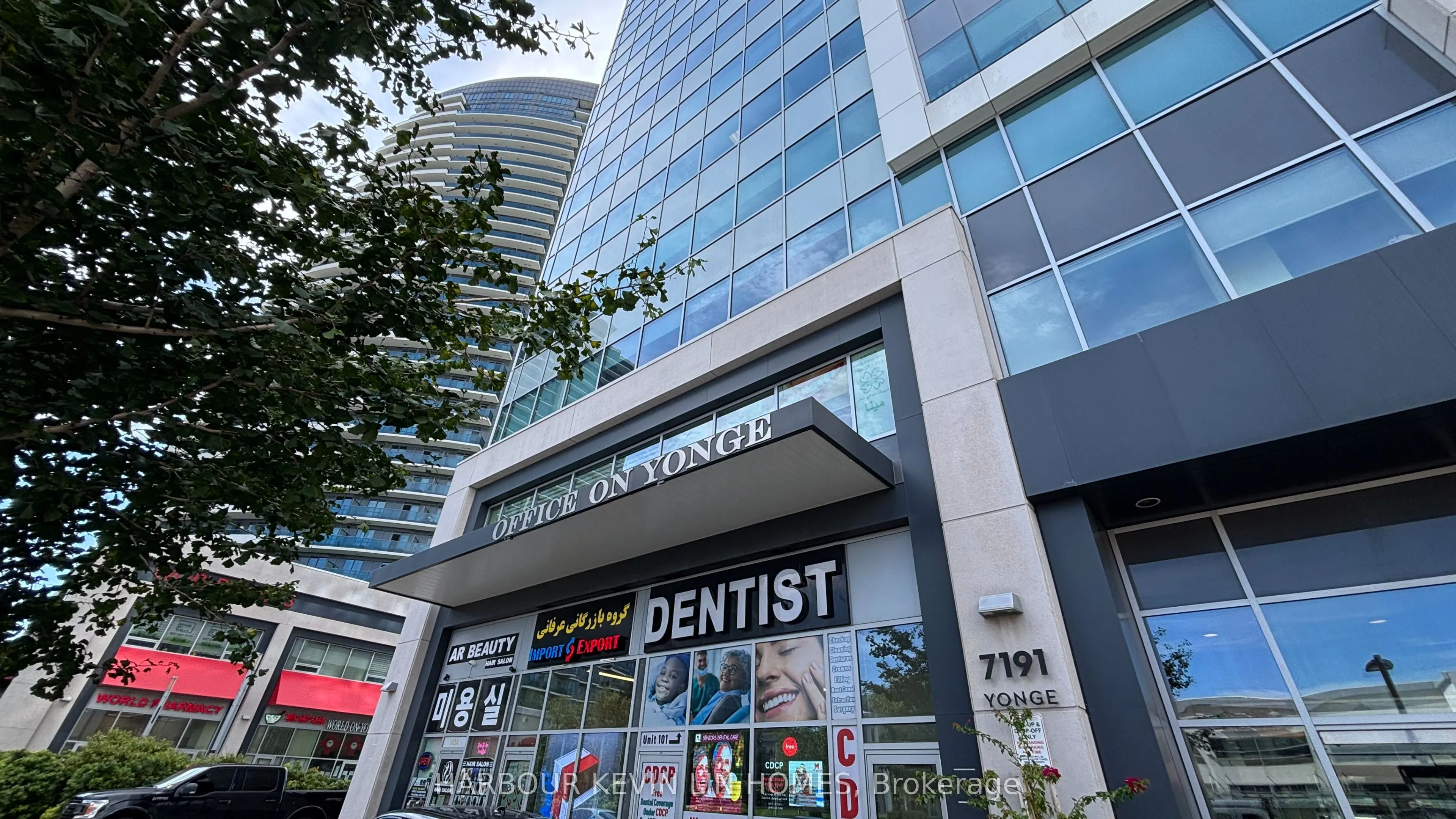 7191 Yonge Street, #502