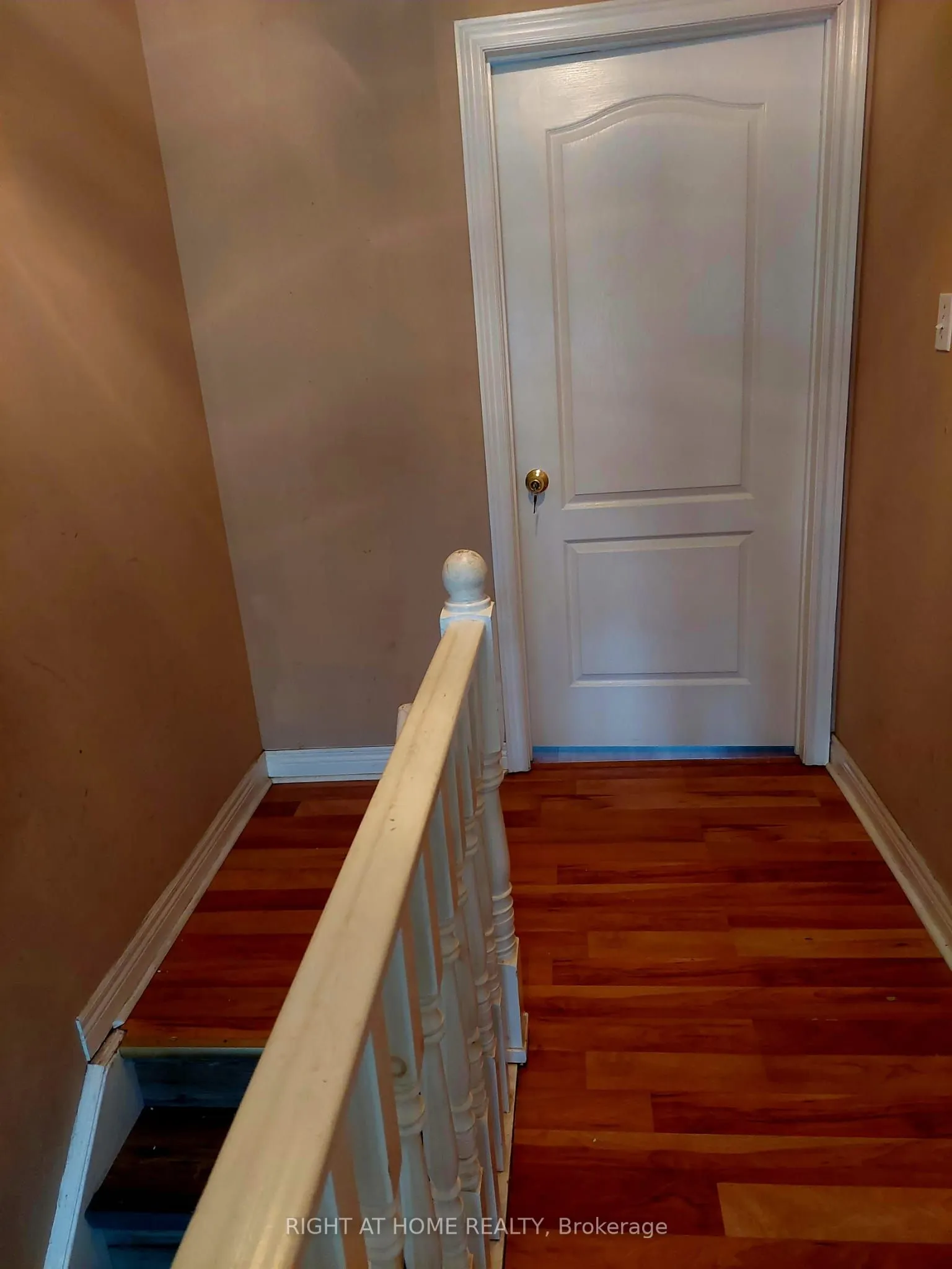 110 weldrick Road W