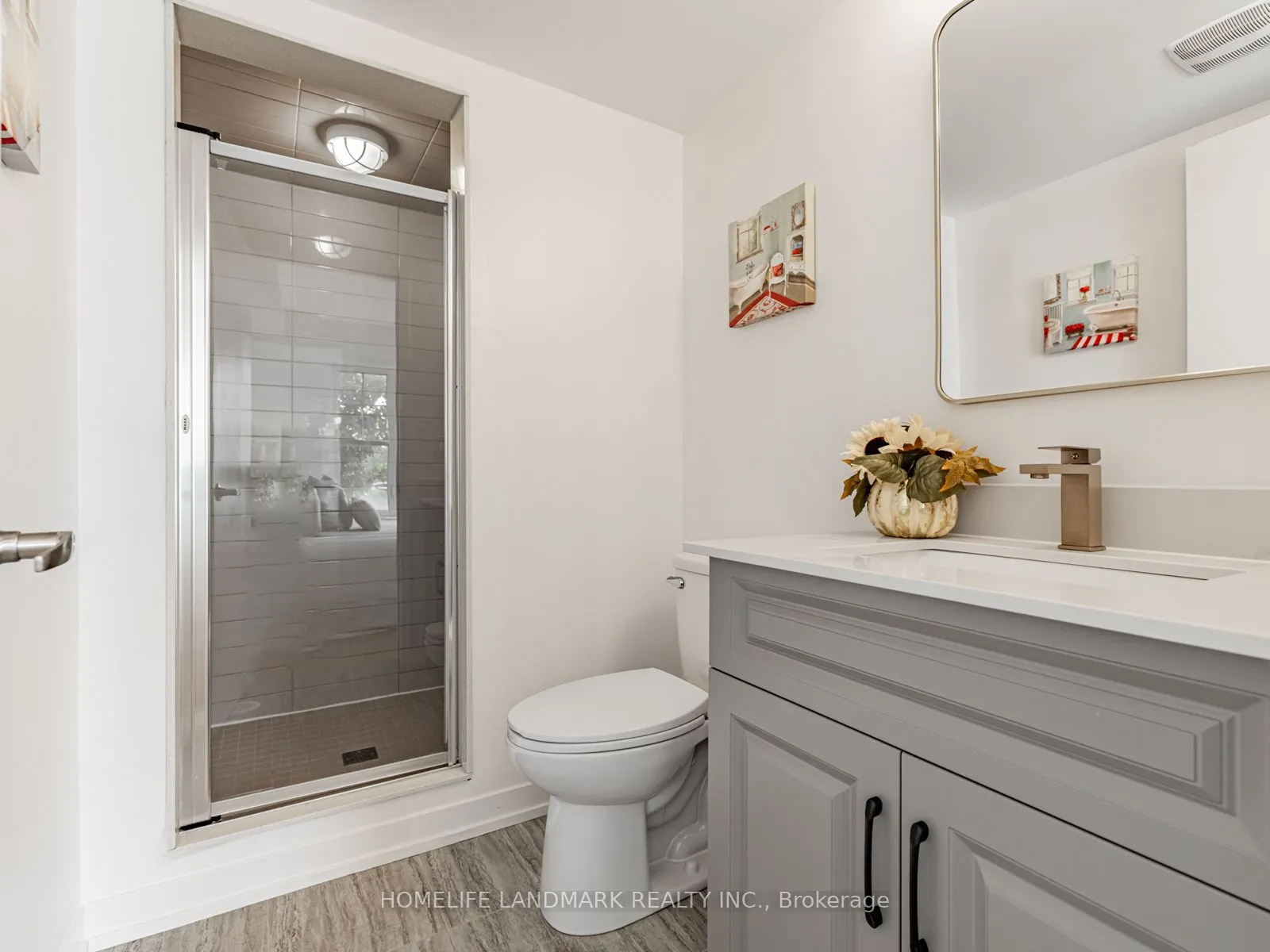 10606 Bathurst Street