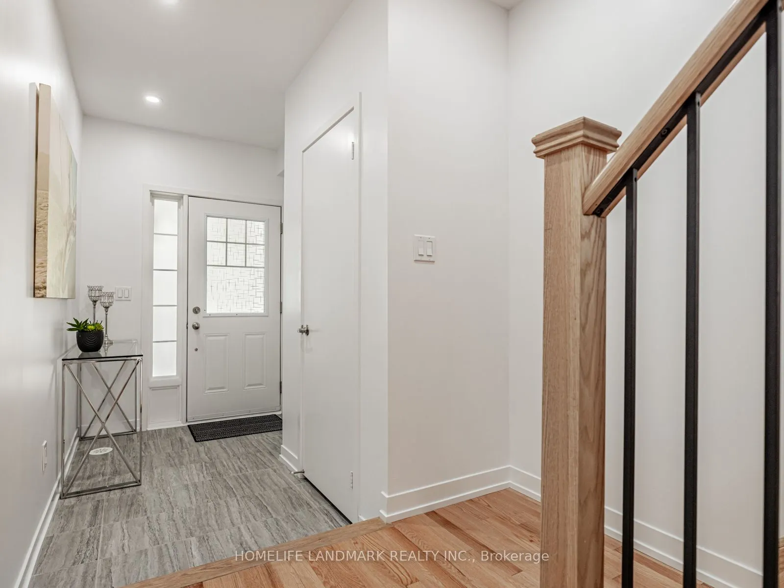 10606 Bathurst Street