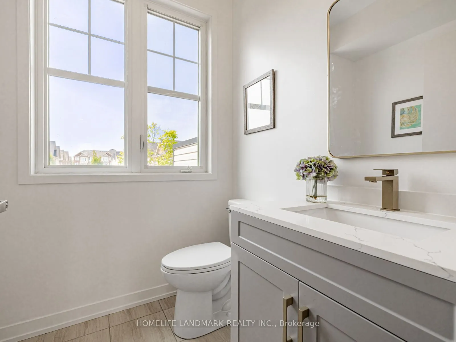 10606 Bathurst Street