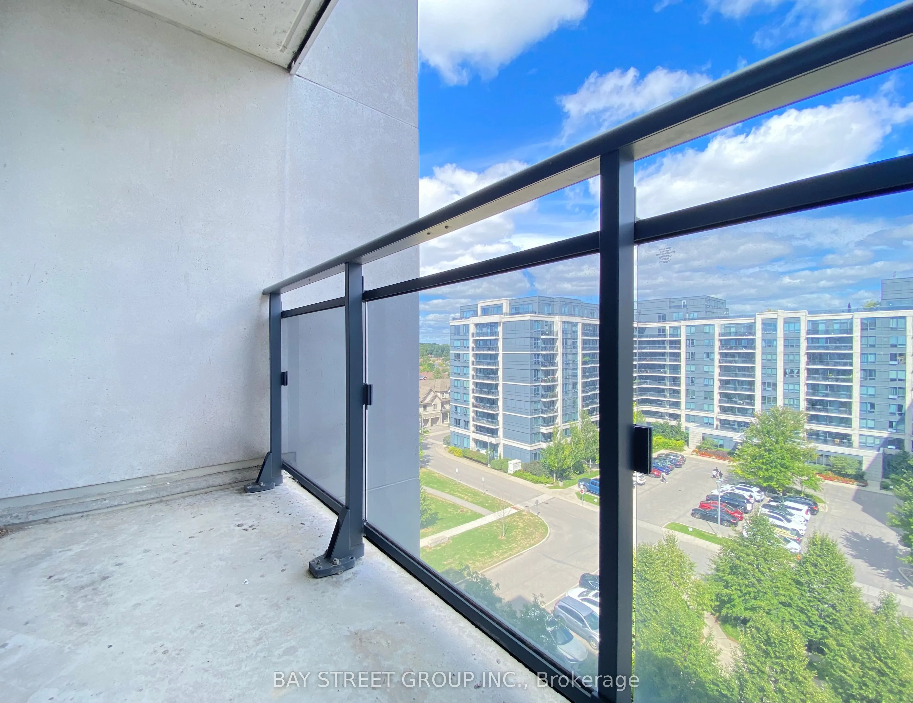 370 Highway 7 E, #925