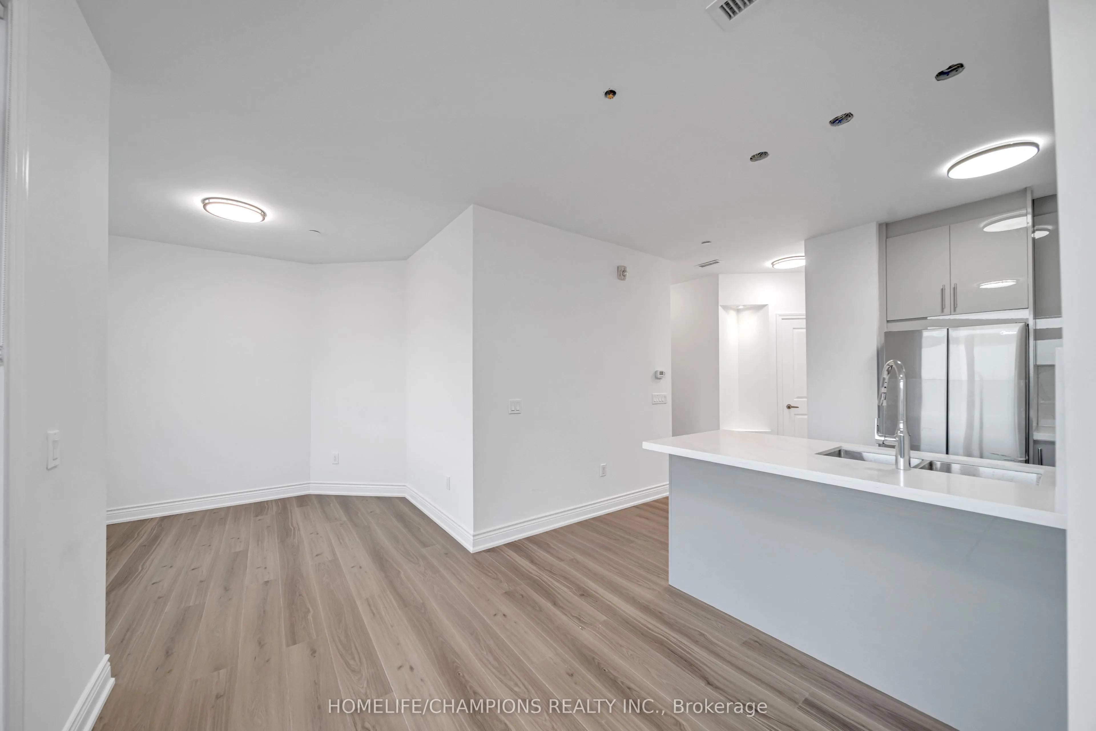 7325 Markham Road, #320