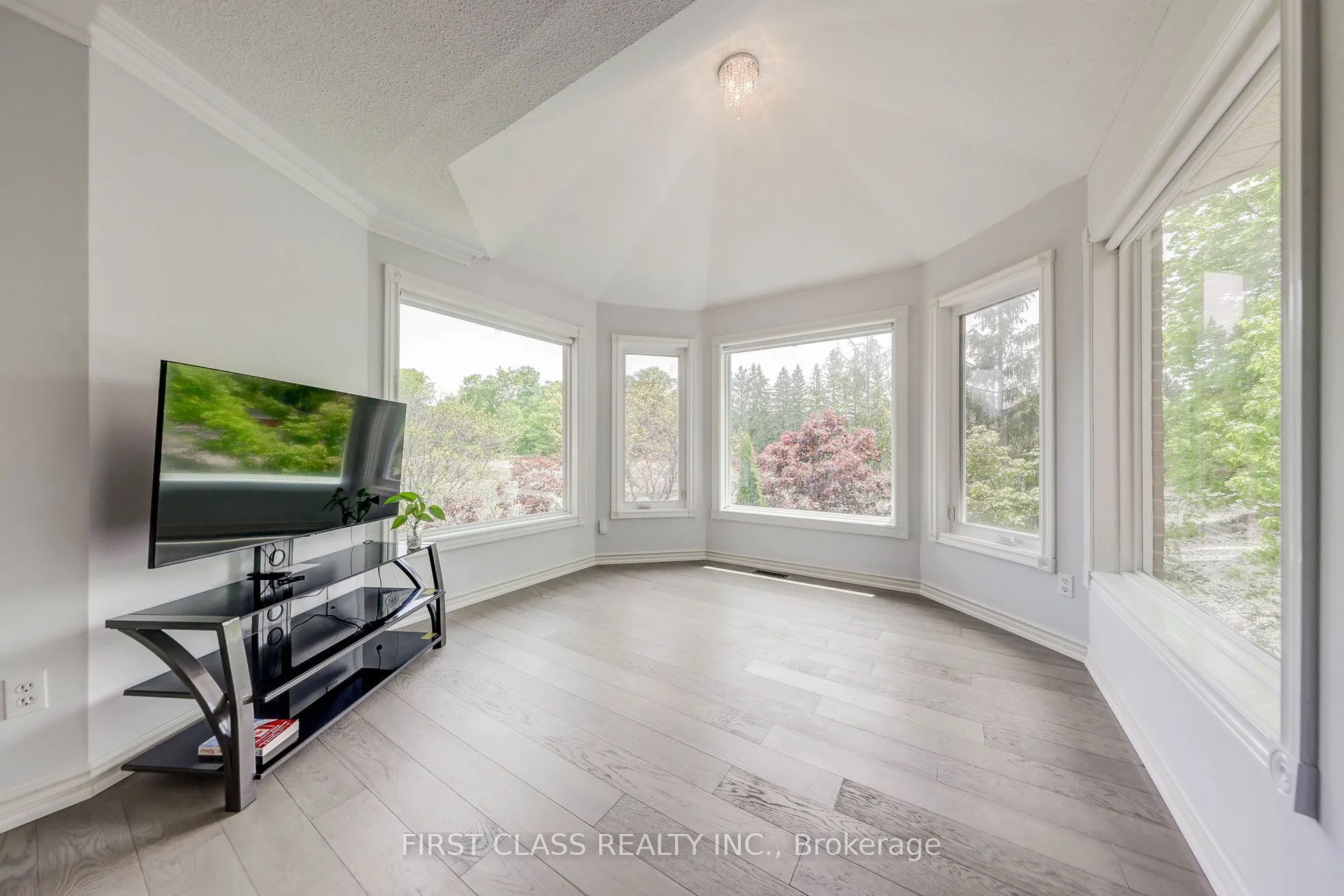 449 Alex Doner Drive