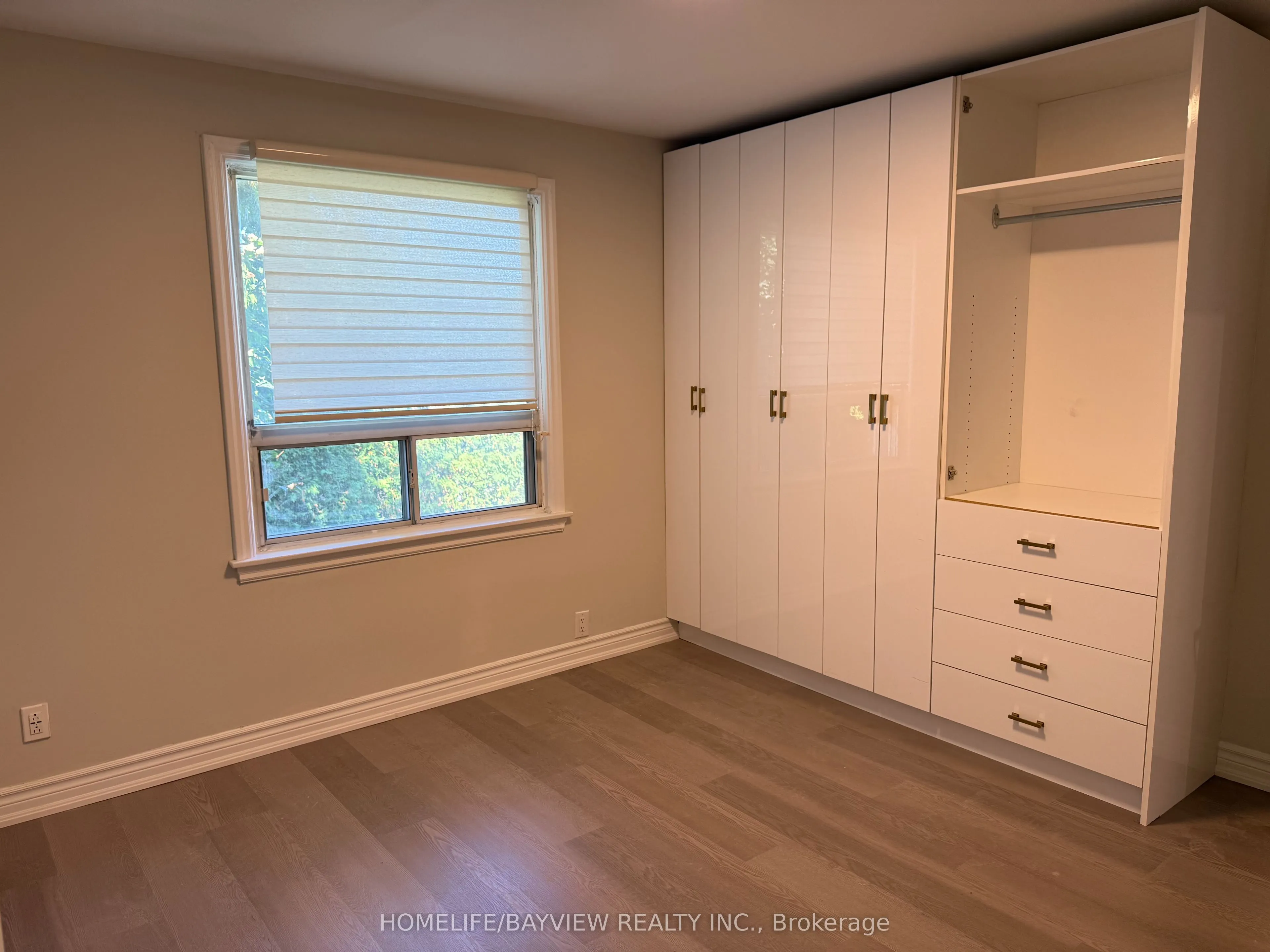 69 Woodward Avenue, #Main