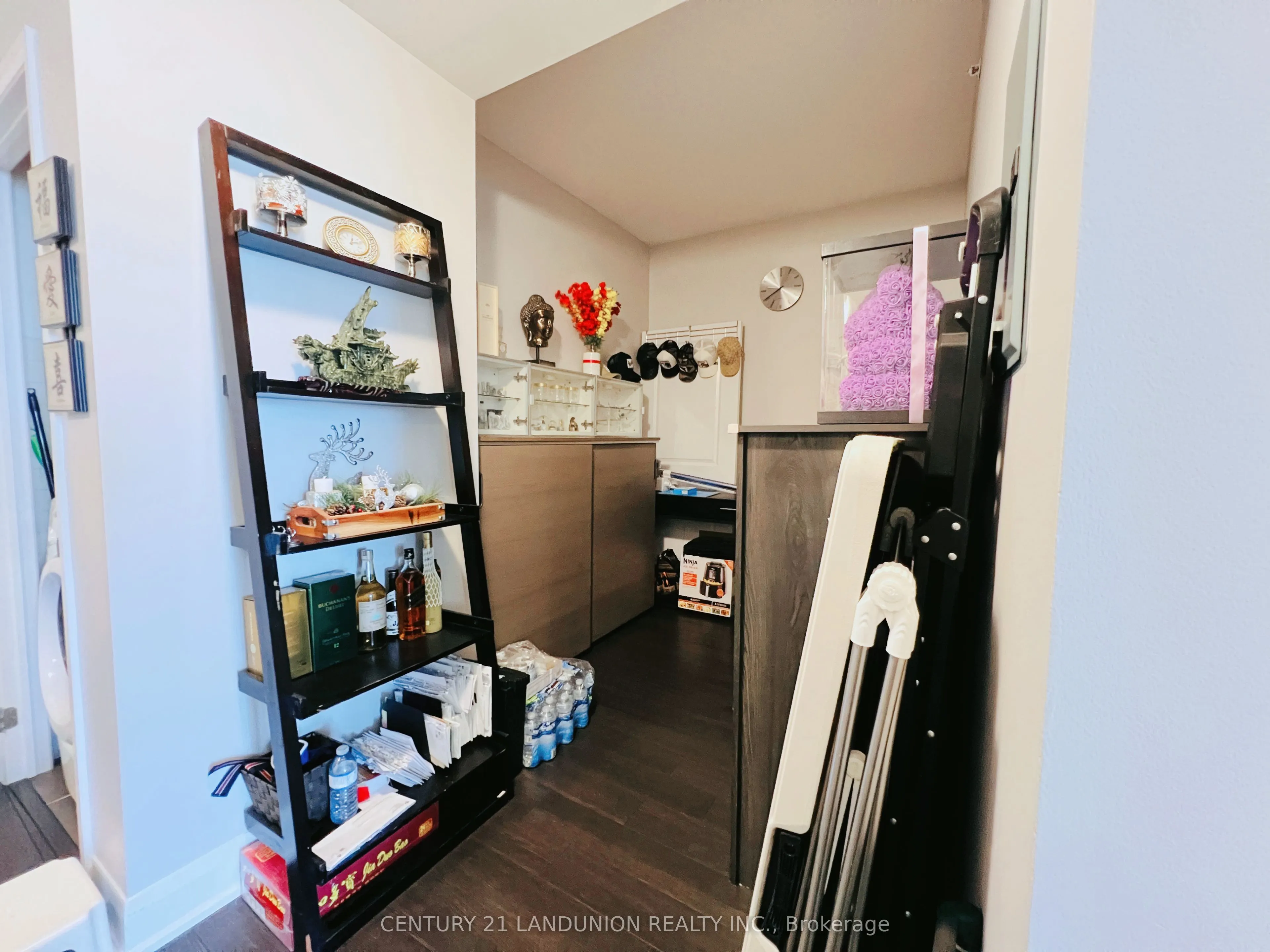 2900 Highway 7 Road, #1305