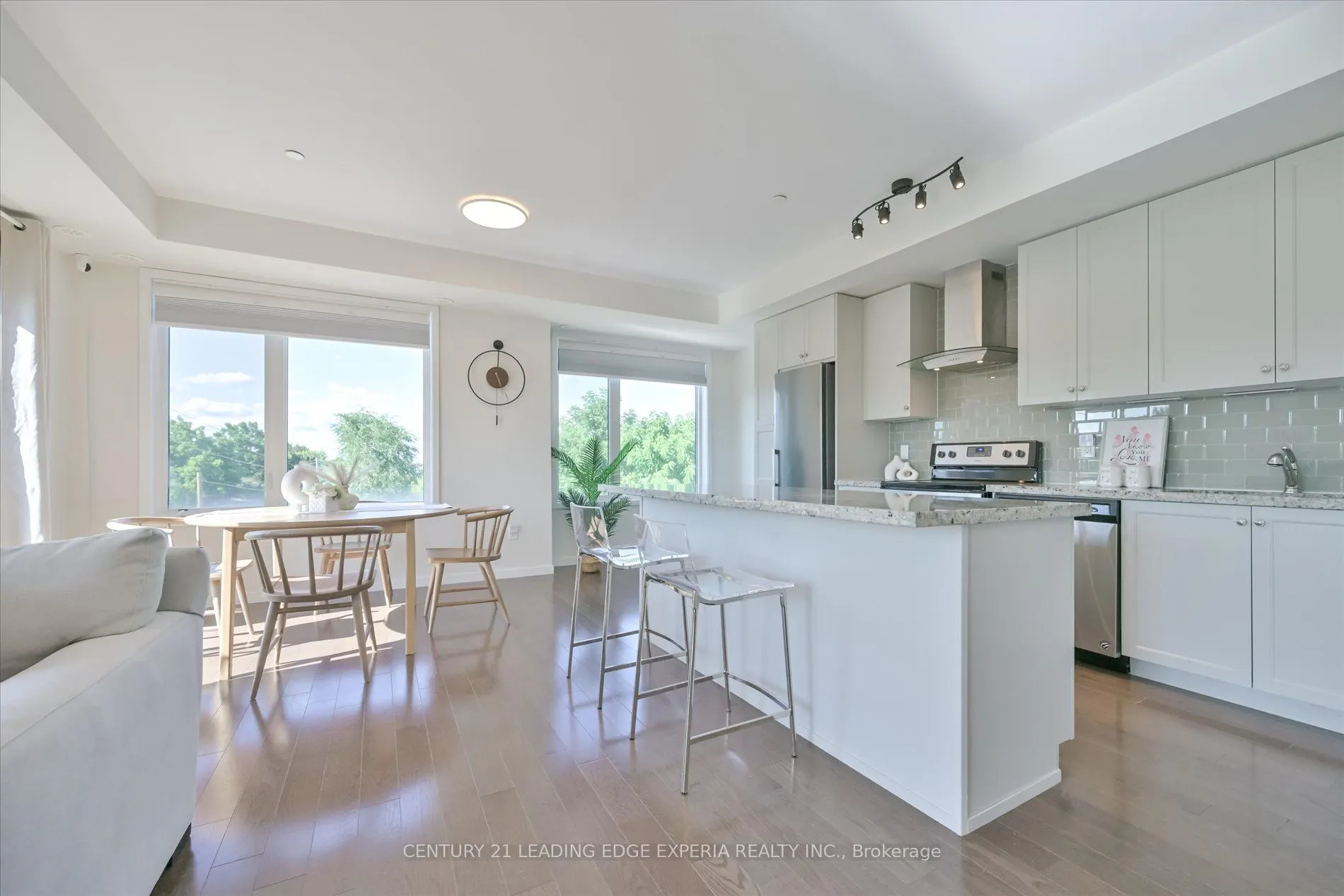 100 Alex Gardner Circle, #2