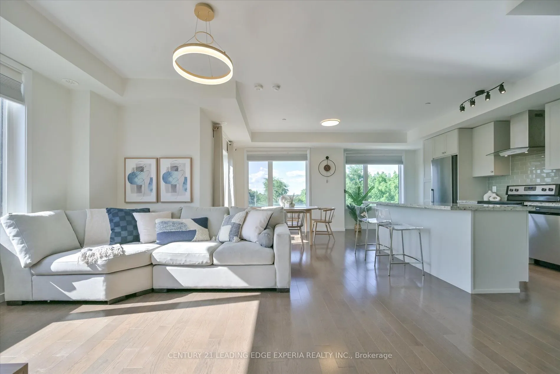 100 Alex Gardner Circle, #2