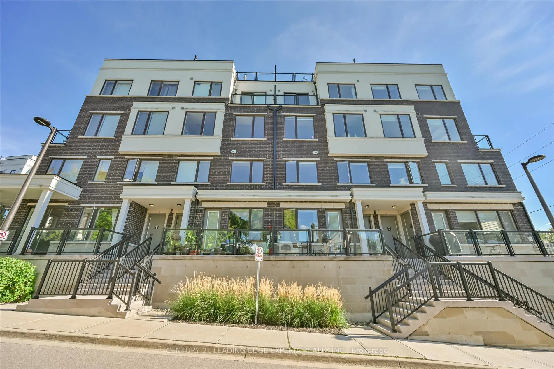 100 Alex Gardner Circle, #2