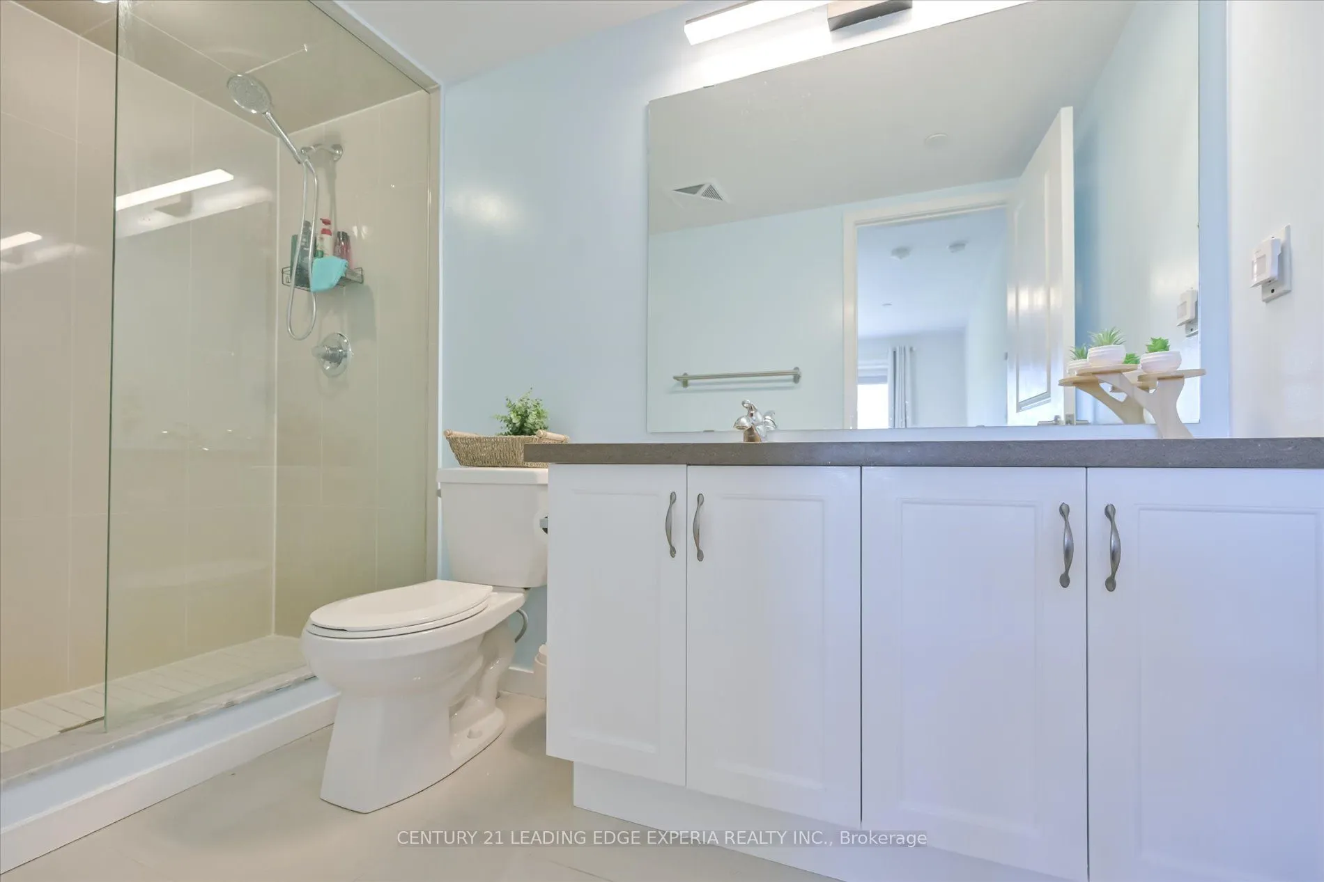 100 Alex Gardner Circle, #2