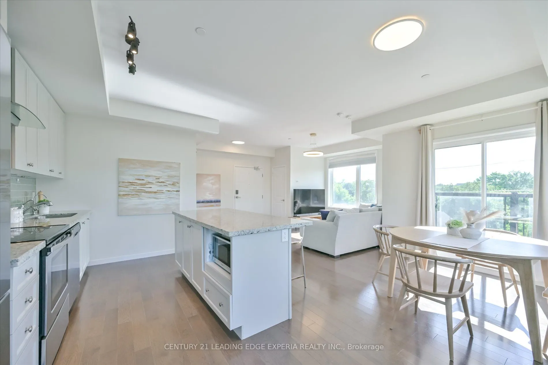 100 Alex Gardner Circle, #2